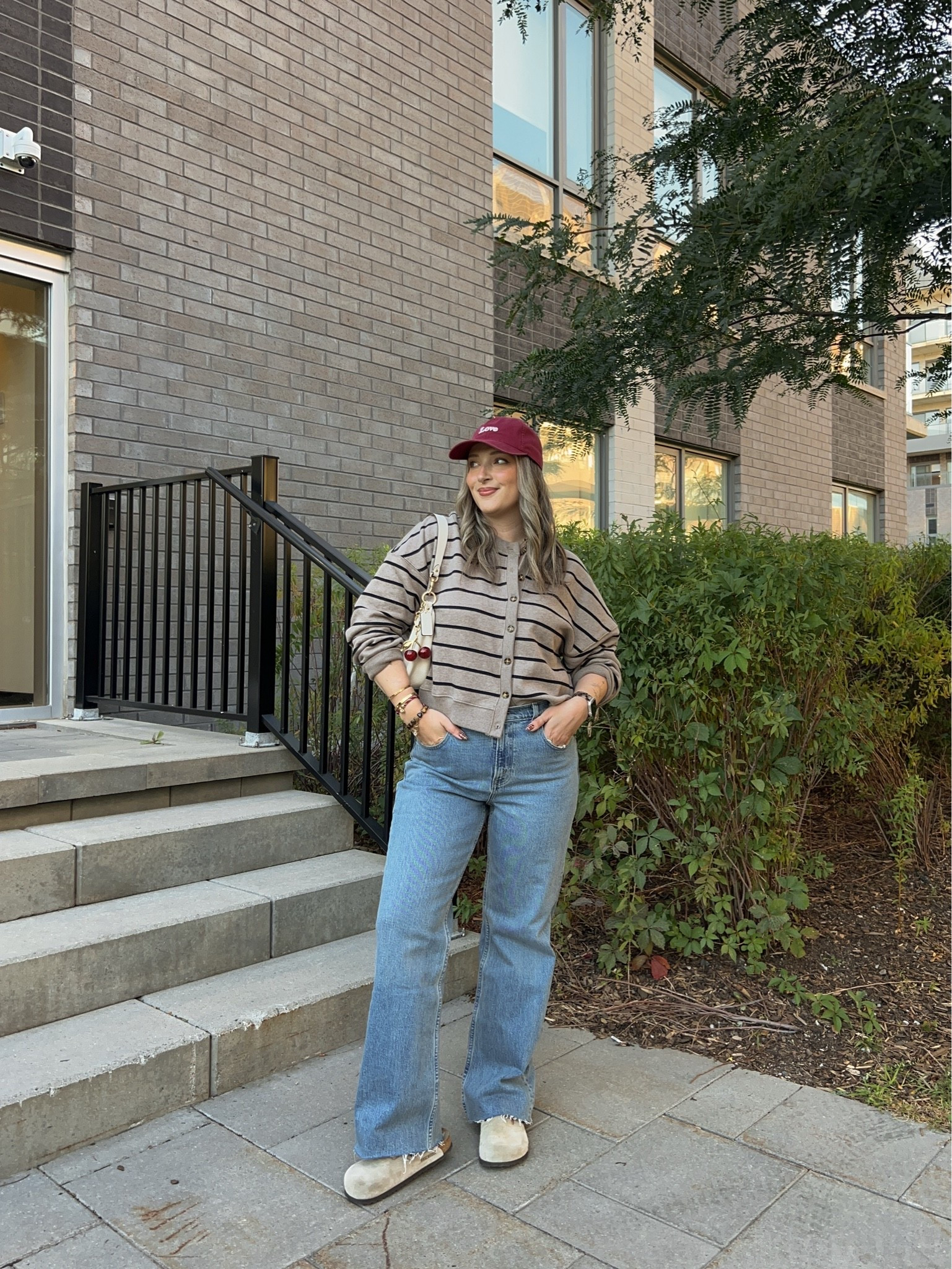 Casual fall outfit! Wearing L in the striped sweatshirt cardigan and 30 in the jeans. I’m a 9.5-10 shoe and wear a 40 in the Birkenstock clogs

#LTKfall #LTKjeans #LTKstyletip