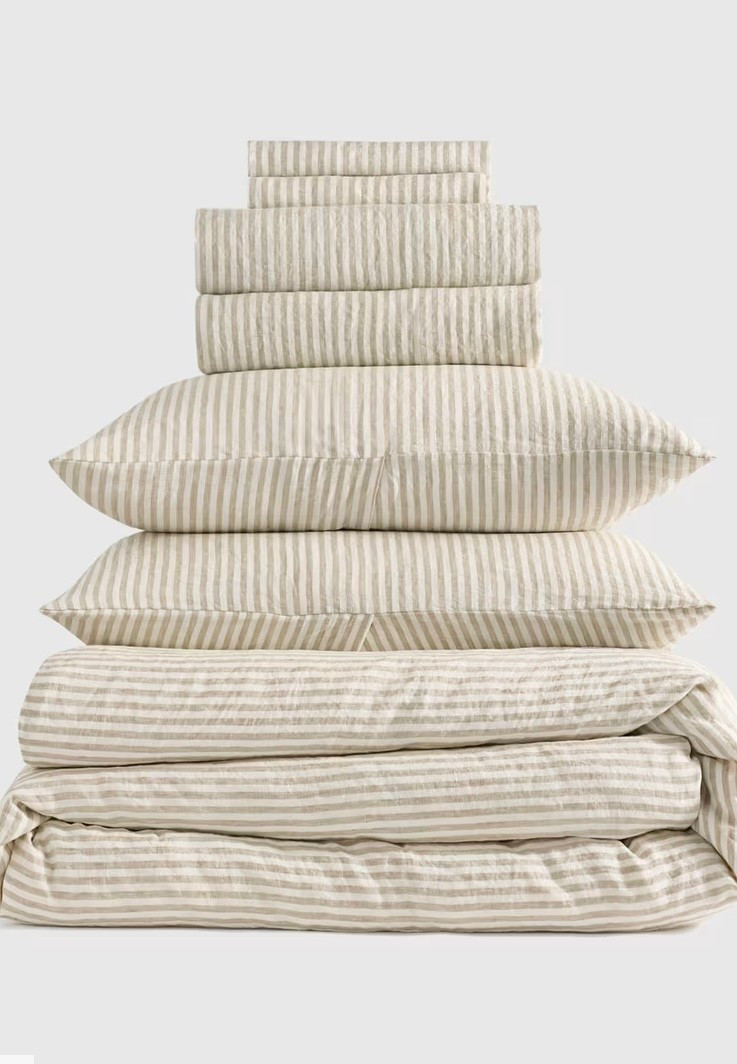 The most PERFECT Spring bedding! 

#LTKmorningroutine #LTKHome