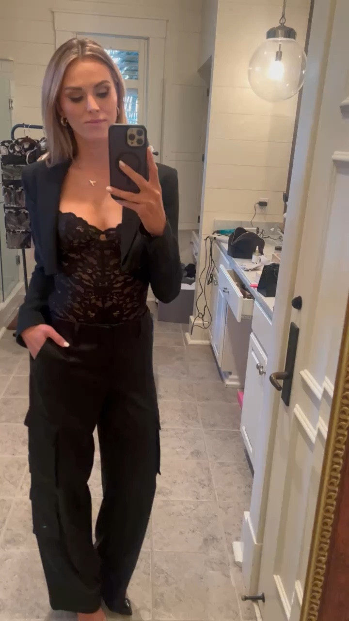 Night out downtown 

#LTKSpringSale #LTKstyletip #LTKSeasonal