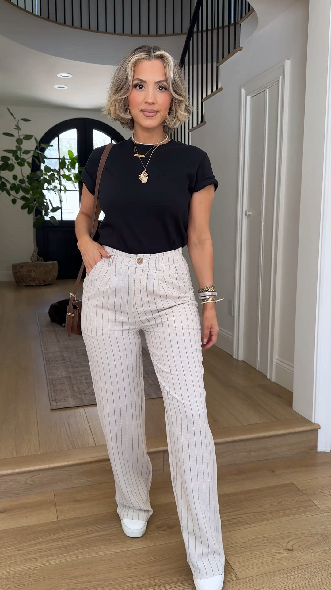 Business casual chic easy outfit 😍

Small in linen pants + tee

#LTKootd #LTKU #LTKWorkwear