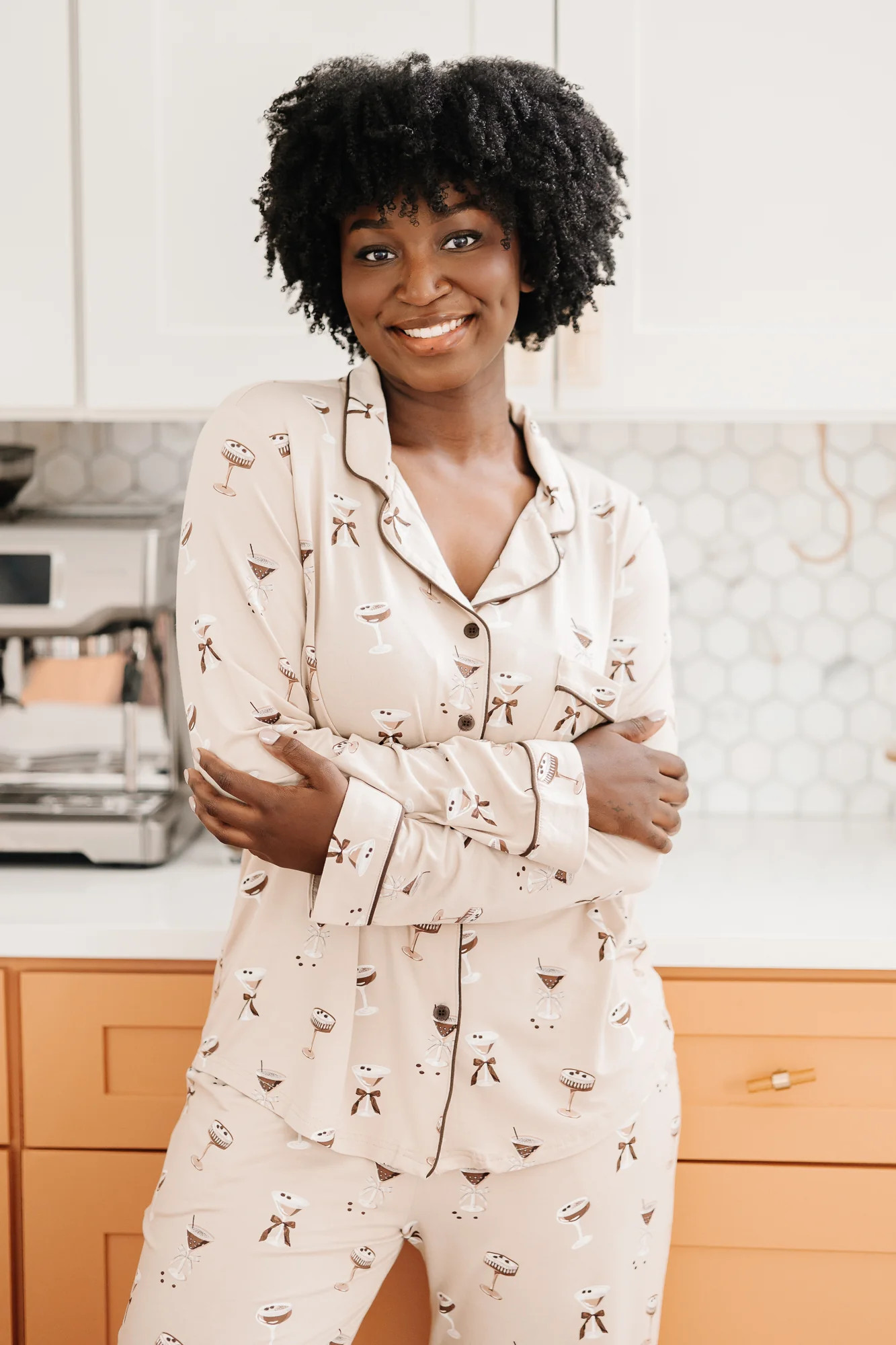 Bamboo Long-Sleeved Women's Pajama Set in Espresso Martini | Kyte Living