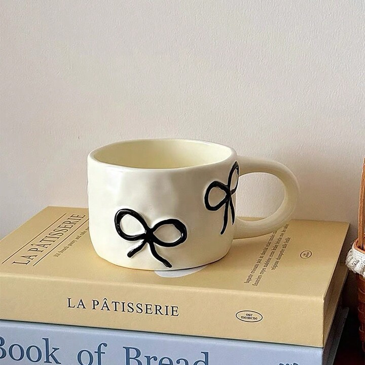 1pc Embossed Bow Ceramic Mug, Suitable For Daily Use Cup For Coffee, Milk, Juice, Breakfast | SHEIN