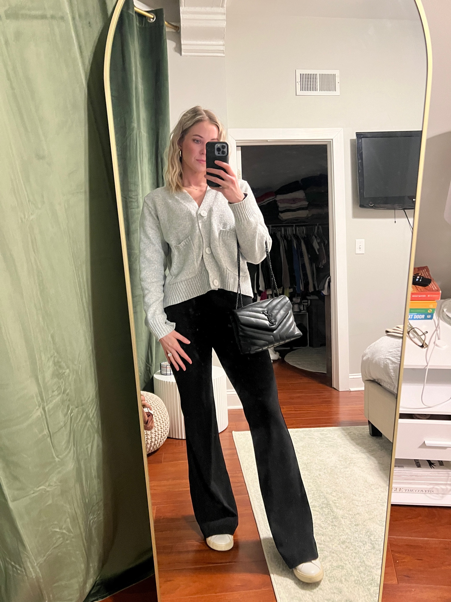 Casual dinner date outfit 🖤🩶

#LTKstyletip #LTKMostLoved