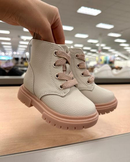 toddler girl shoe finds! Got these today- Currently 30% off through the app! True to size and so cute for fall. Linking my favs from the sale

(Target finds, toddler girl shoes, Chelsea boots, toddler shoes, fall shooed, neutral shoes, baby boots, beige boots, boot sale, kids clothes, toddler clothes, girl clothes, back to school)

#LTKkids #LTKbaby #LTKshoecrush