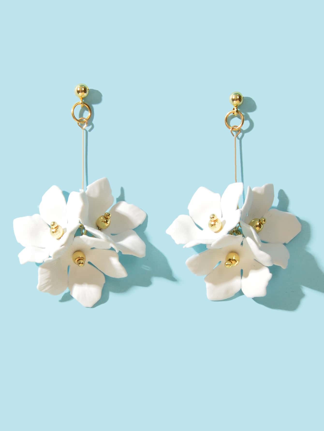 2pcs Trendy White Flower Drop Earrings | SHEIN