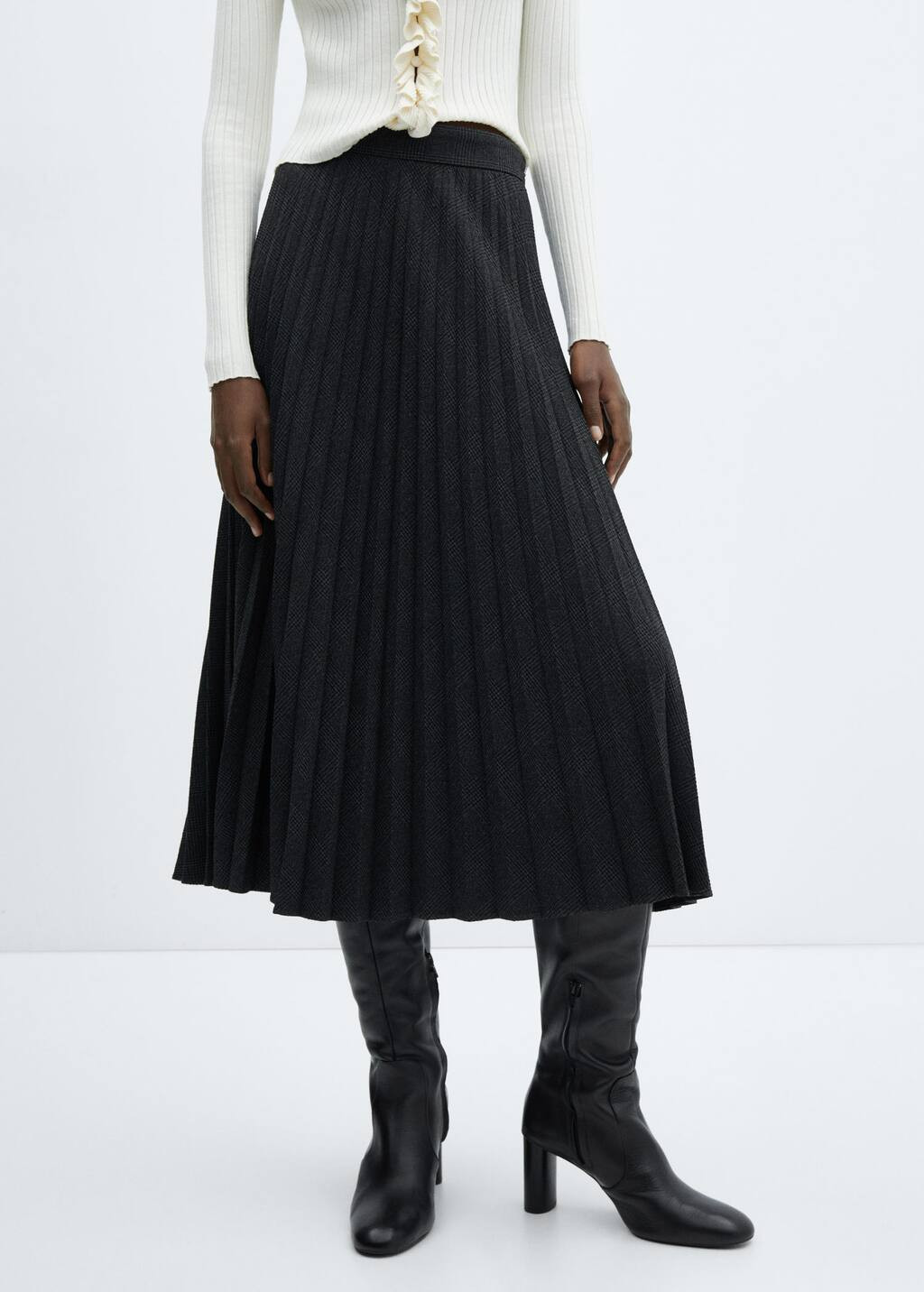 Checked pleated skirt -  Women | Mango USA | MANGO (US)