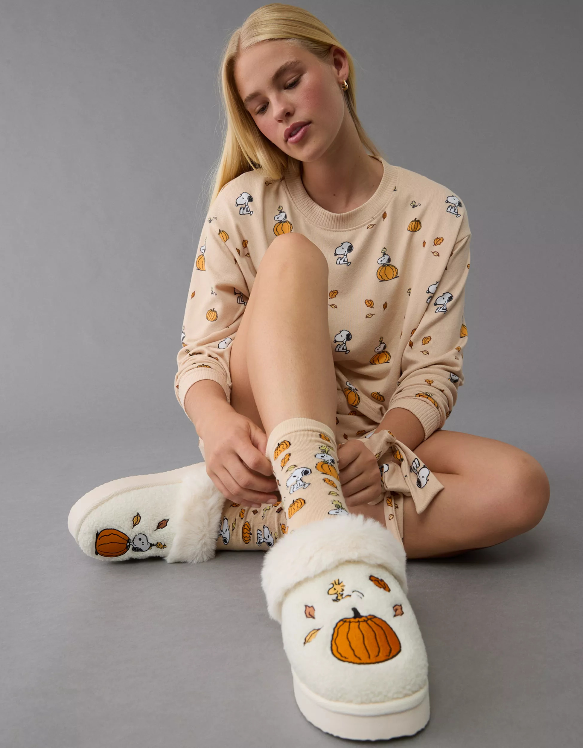 AE Fall Peanuts Slipper | American Eagle Outfitters (US & CA)