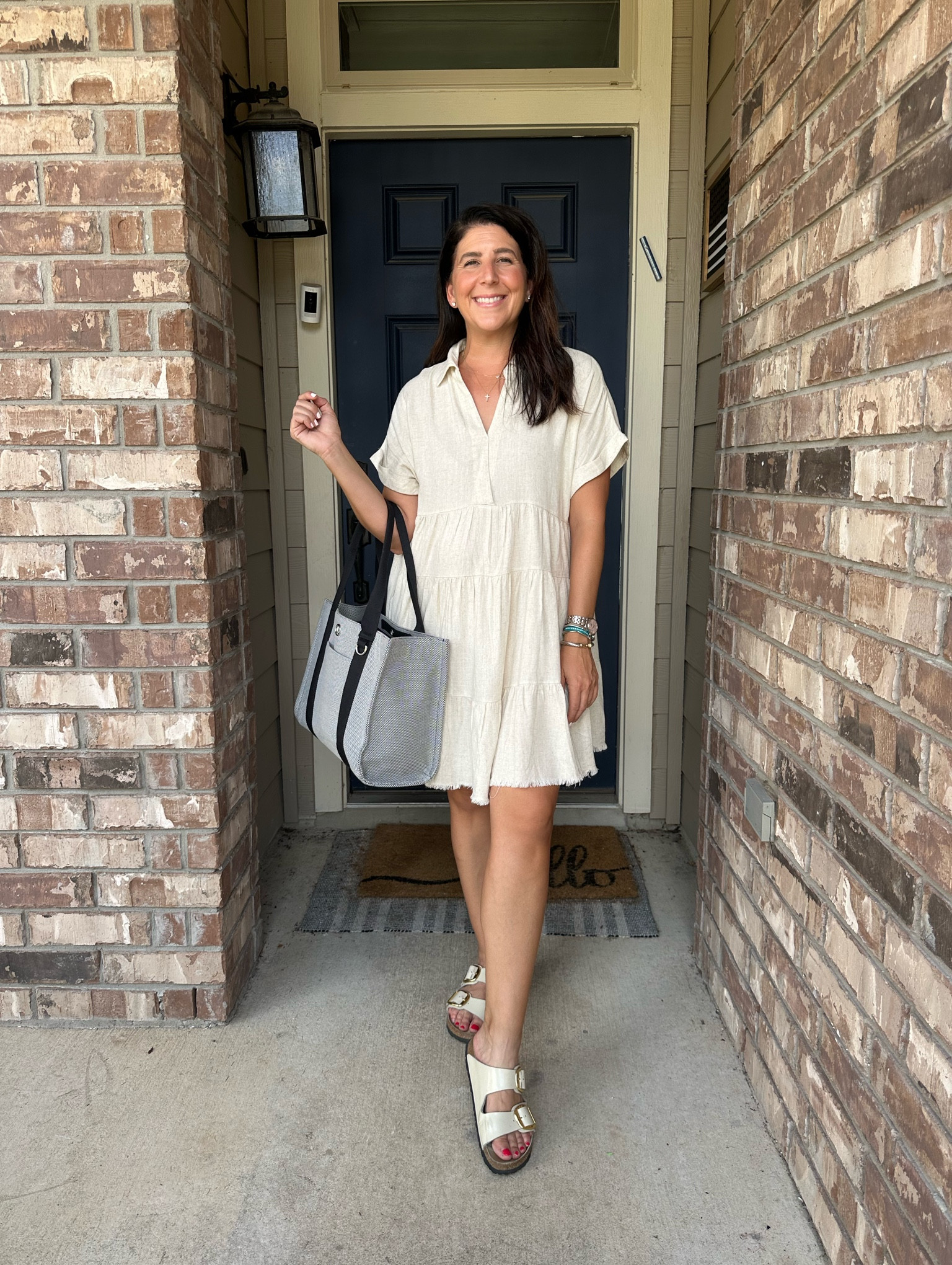 This Lululemon tote is one of my new favorites! It’s available in two sizes. This is the larger size and four different colorways

#LTKBacktoSchool #LTKItBag #LTKStyleTip