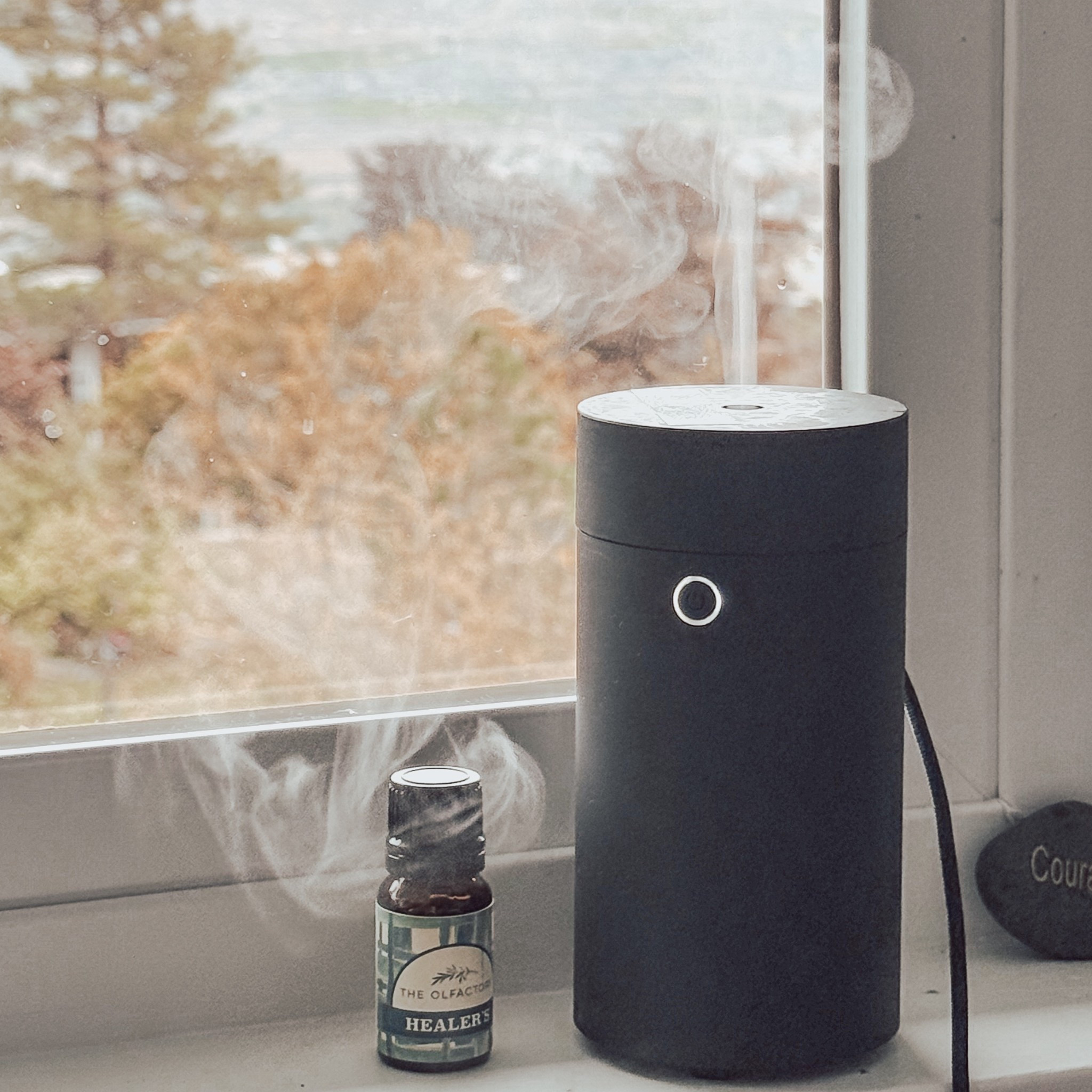 This small car diffuser is perfect for windowsills and other small areas where you want to diffuse your favourite essential oils! #aromatherapy #essentialoils

#LTKcanada #LTKfall