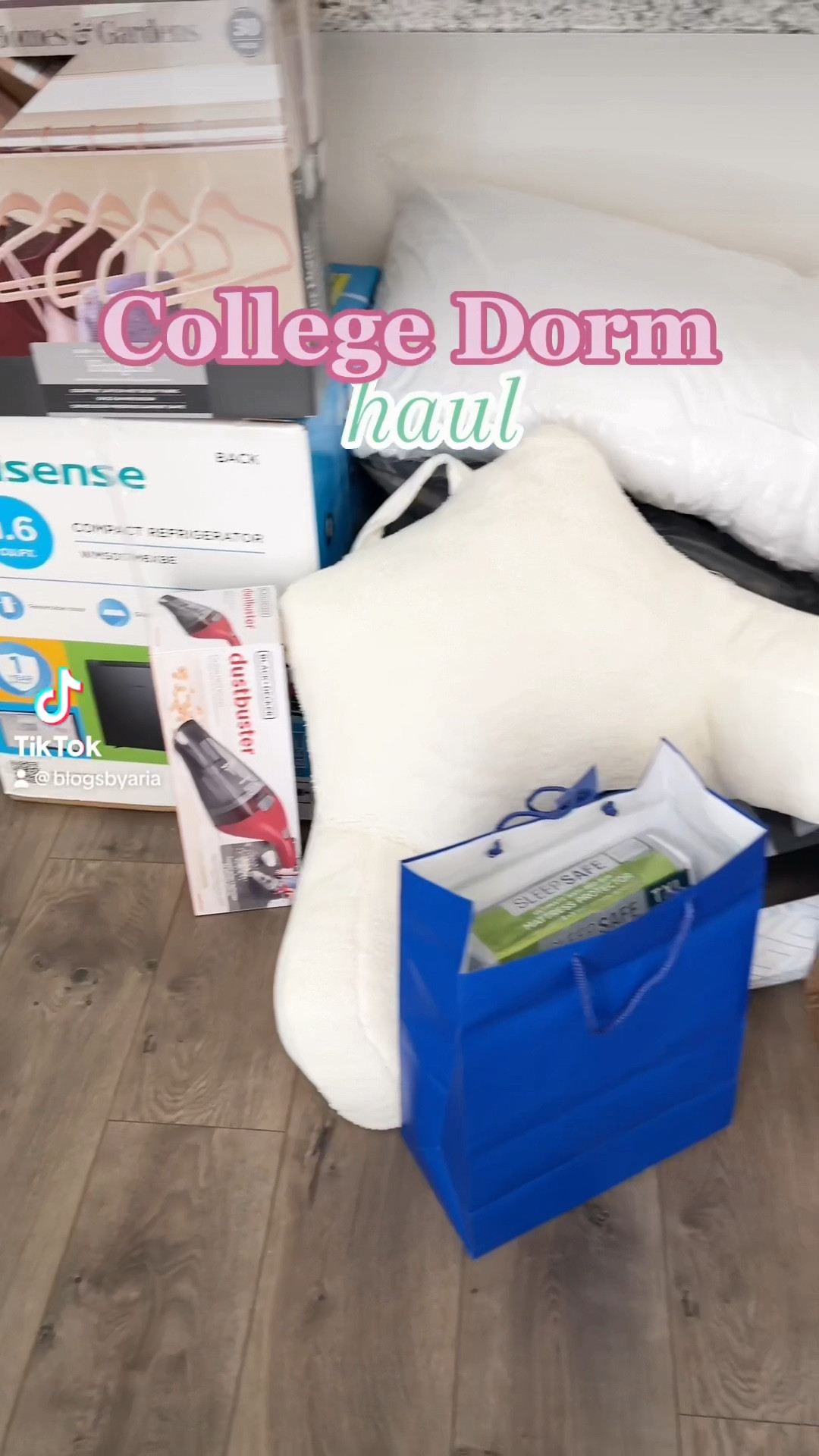 College Dorm Room Haul Part 2- everything is from Amazon

Fridge organizer
Outlet extender
Storage bins
Dorm bed organizer
Duvet cover 


 #collegedormessentials #collegedormhaul #collegedormroom #gettingreadyforcollege #dormroomessentials #dormroomhaul

#LTKhome #LTKU #LTKBacktoSchool