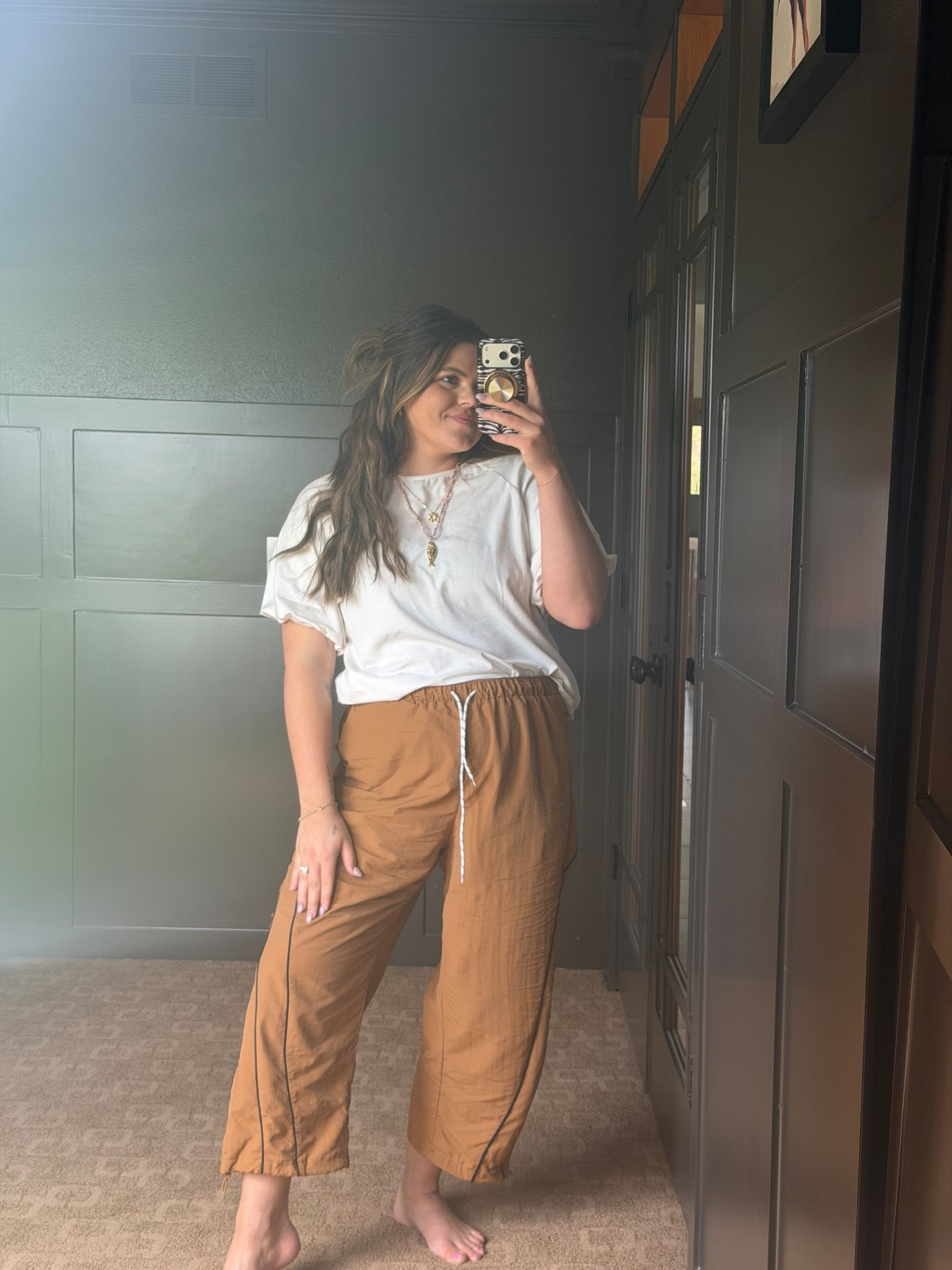 Casual work from home outfits, entire thing from Amazon!

Wearing size XL in the Free People inspired track pants! I’m 5’7
Excel in the top and I would probably get a large if I ordered it again it’s oversized. It’s a little bit dressier with the puff sleeves
