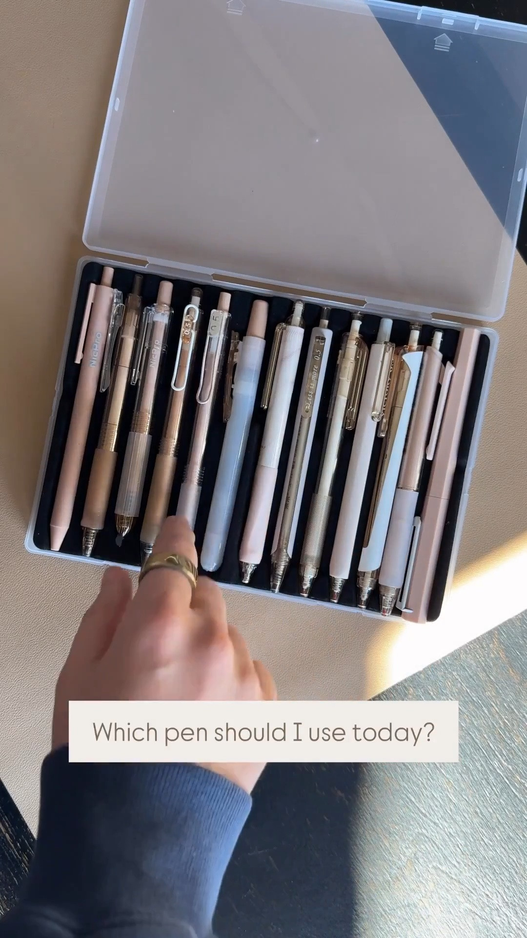 The prettiest neutral set of gel pens from Amazon! Also comes with one highlighter! 
#LTKWatchNow 

#LTKmomlife #LTKSeasonal #LTKdayinmylife