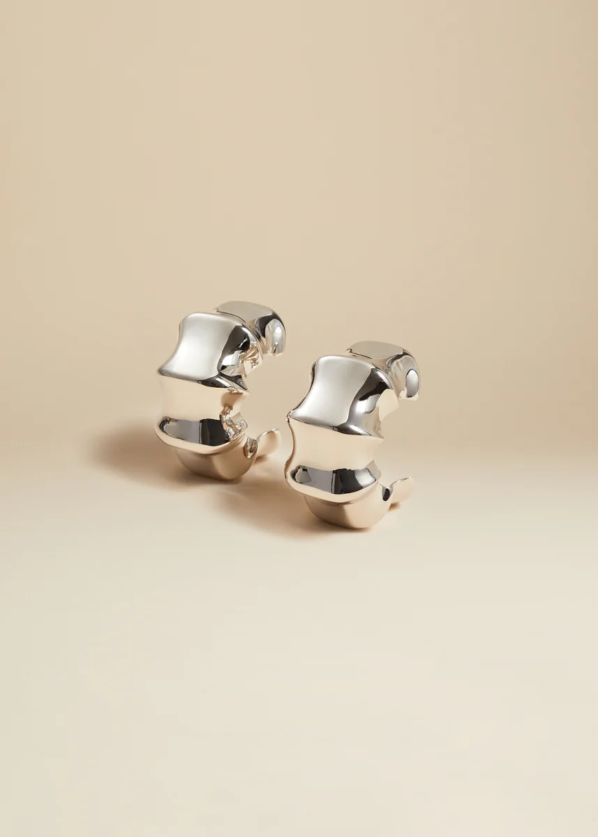 The Medium Julius Loop Earrings in Silver | Khaite