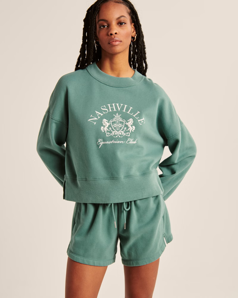 90s Sharkbite Graphic Crew Sweatshirt | Abercrombie & Fitch (US)
