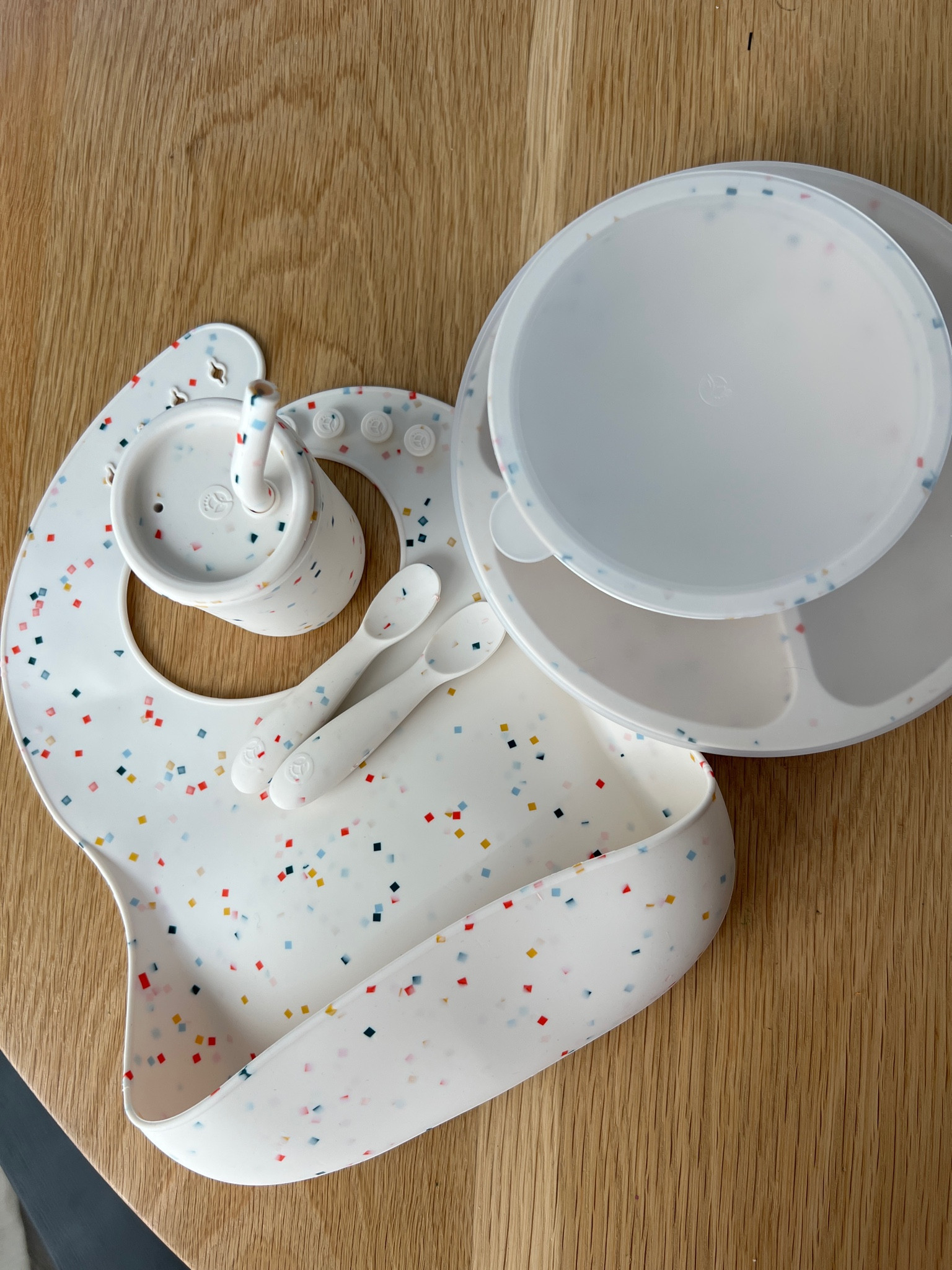 Baby led weaning set - sooo cute in confetti print!!


Amazon finds
Amazon baby


#LTKHome #LTKBaby