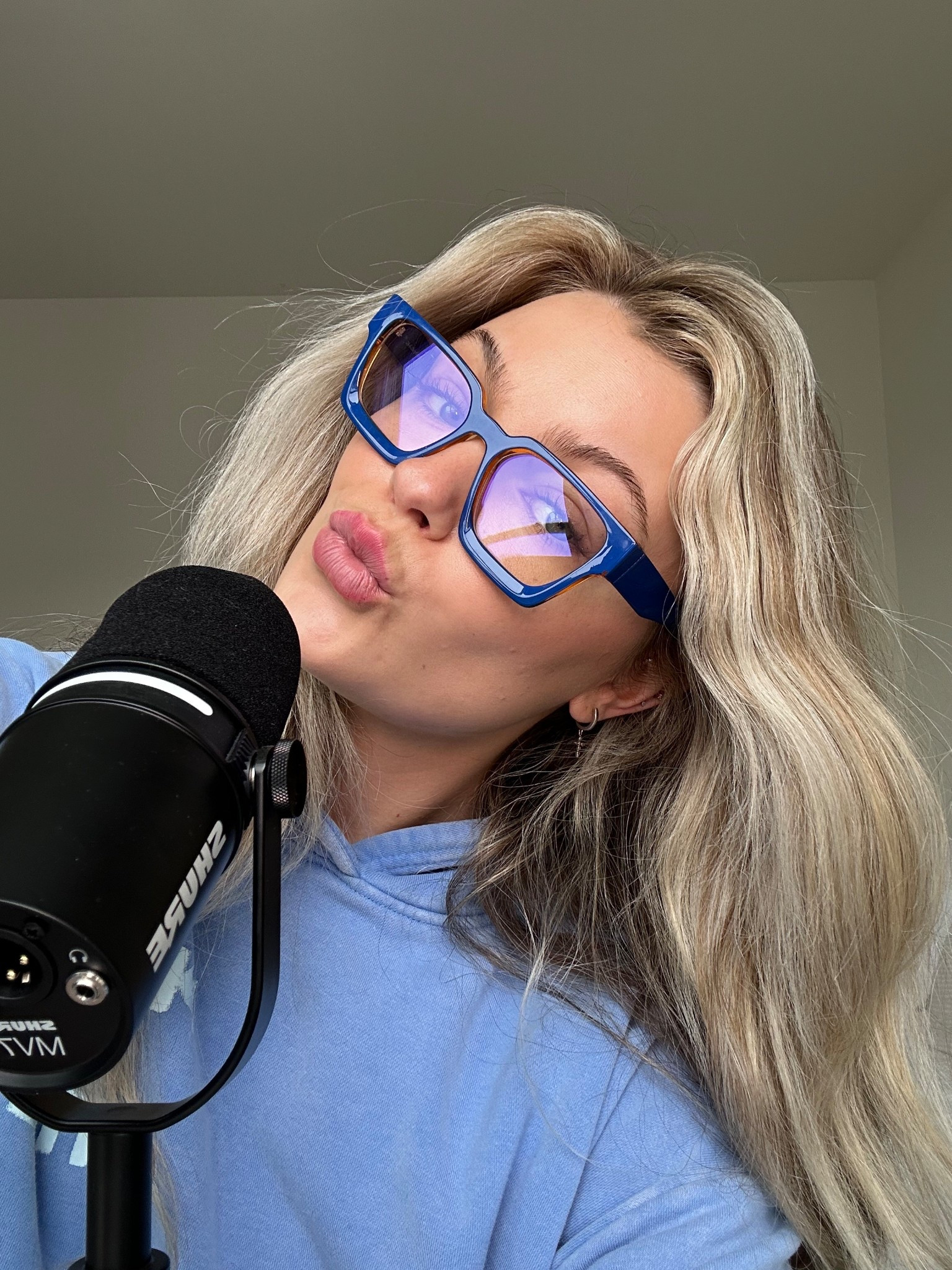 the cutest blue bluelight glasses 

Amazon finds, affordable fashion 

#LTKootd #LTKselfcare #LTKWorkwear