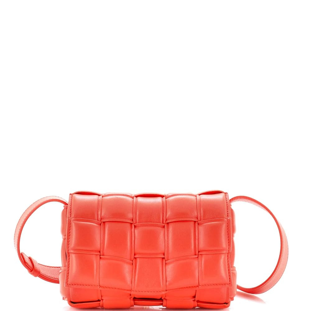 Amazon.com: Bottega Veneta, Pre-Loved Cassette Crossbody Bag Padded Maxi Intrecciato Leather Smal... | Amazon (US)