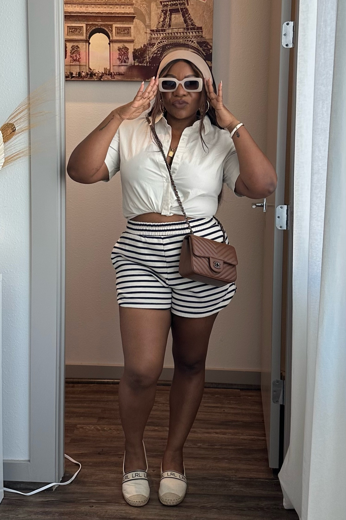 A quick coffee run outfit