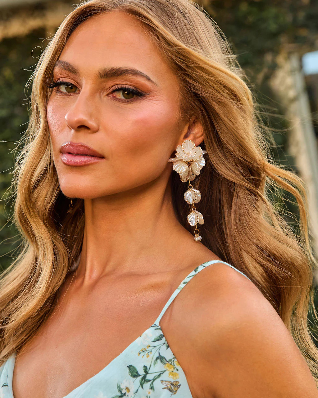 Imeina Drop Floral Earrings | VICI