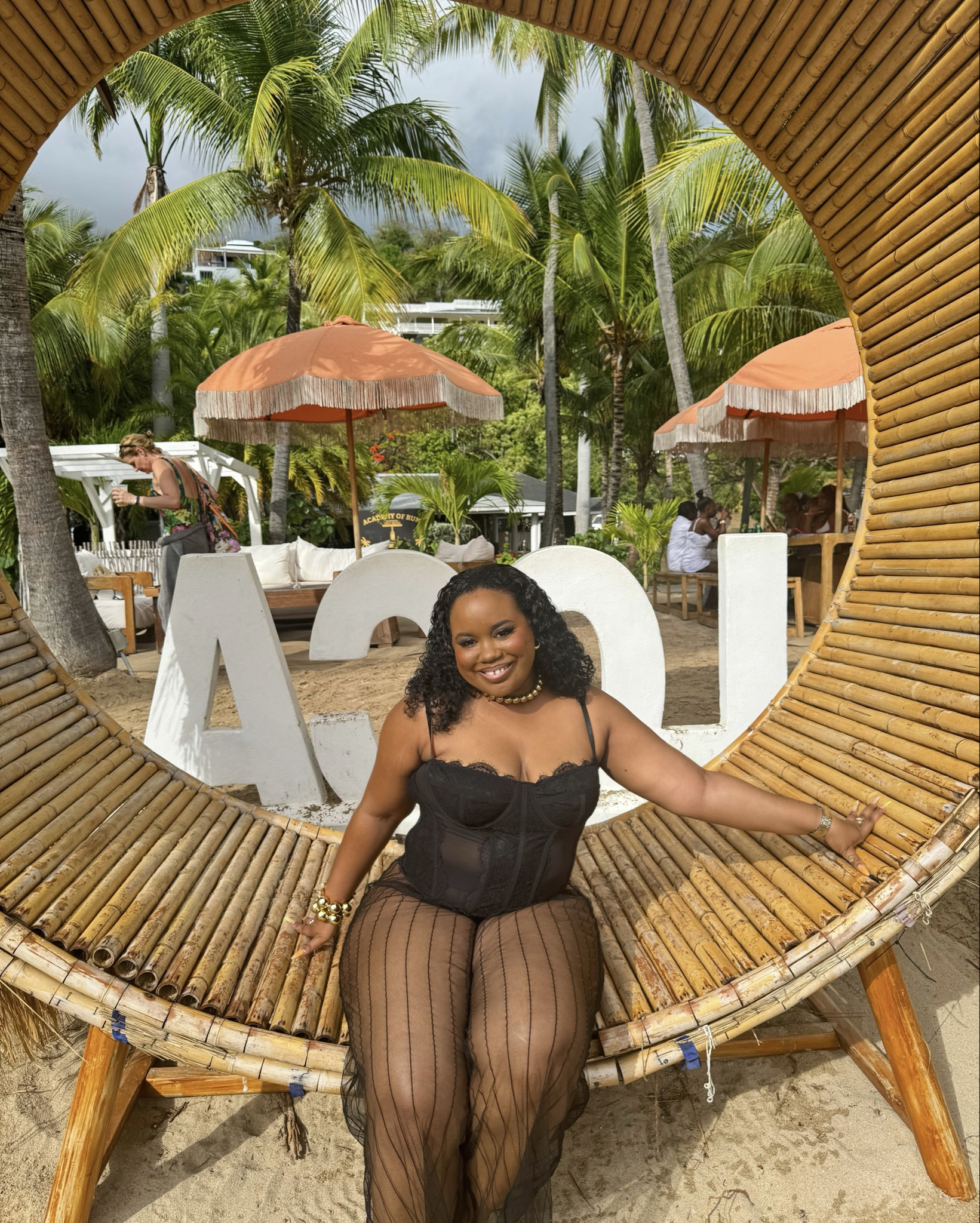 Beach day in all black! #sheinfinds 