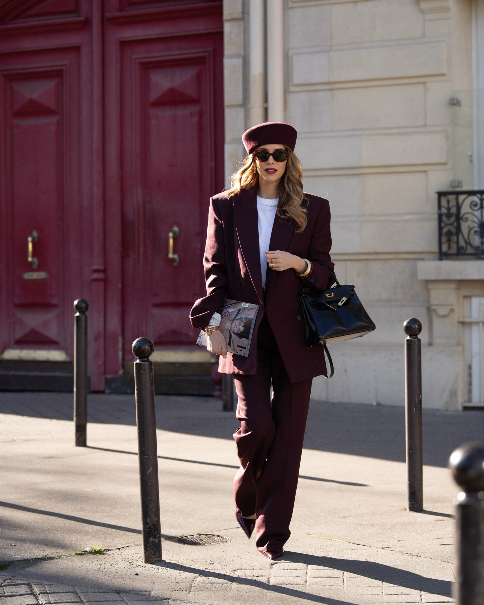 When the door matches your outfit… serving full burgundy mood. 🍷

#LTKdeutschland #LTKworkwear #LTKspring