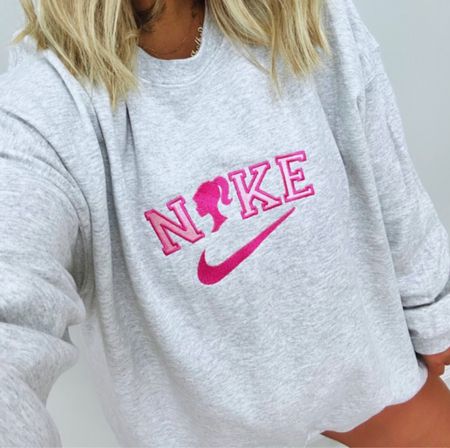 Loving that Barbie is making a comeback. Sign me up for alllll the pink and girlie tings #barbie #letsgoparty #nike #sweatshirt