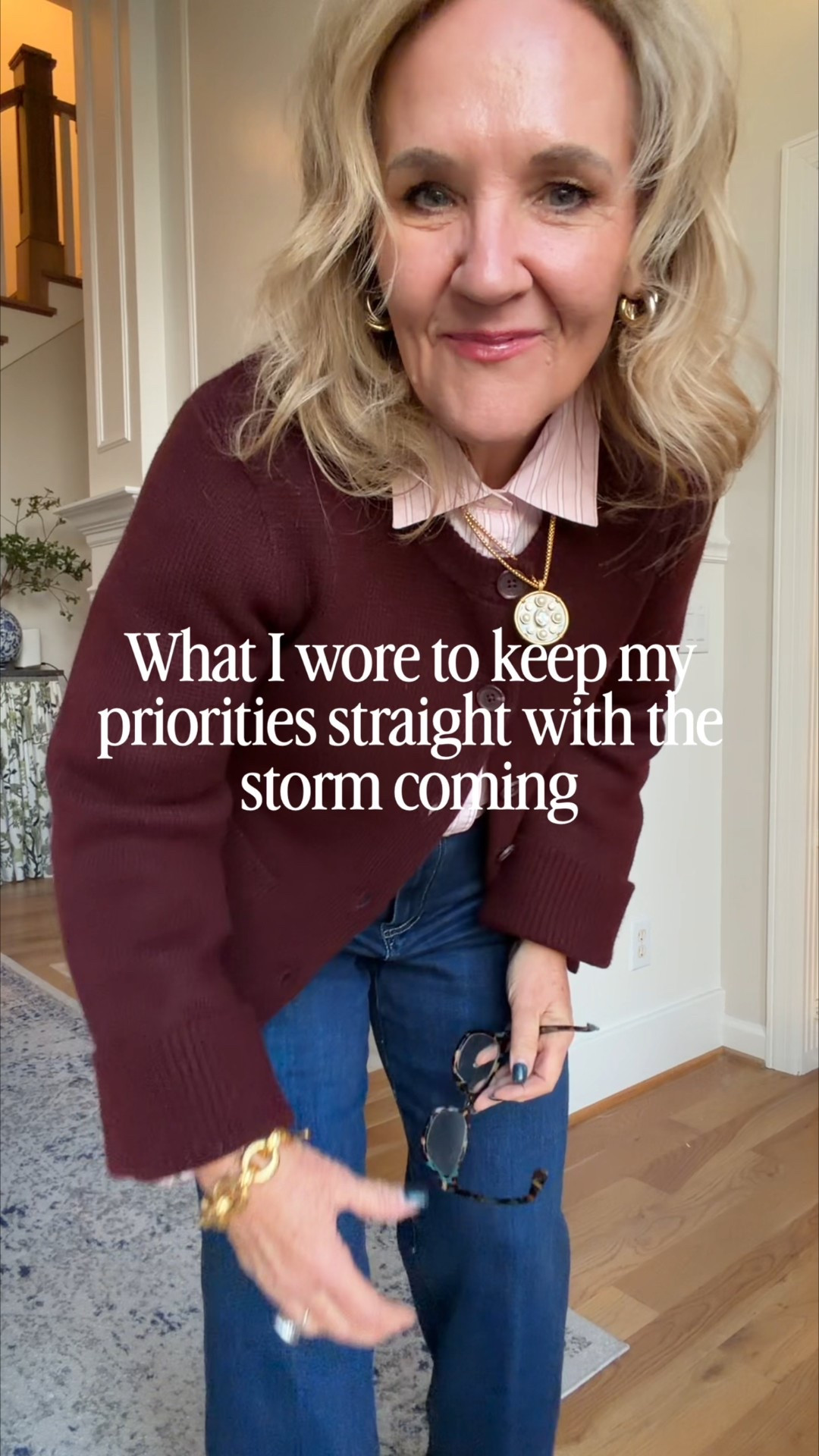 Quince cardigan is their heaviest cashmere, almost like a jacket size medium
Premium denim this is my favorite classic silhouette. I wear a 29.
Striped blouse with a really pretty pale pink color size medium it’s pretty oversized
Jul vos jewelry