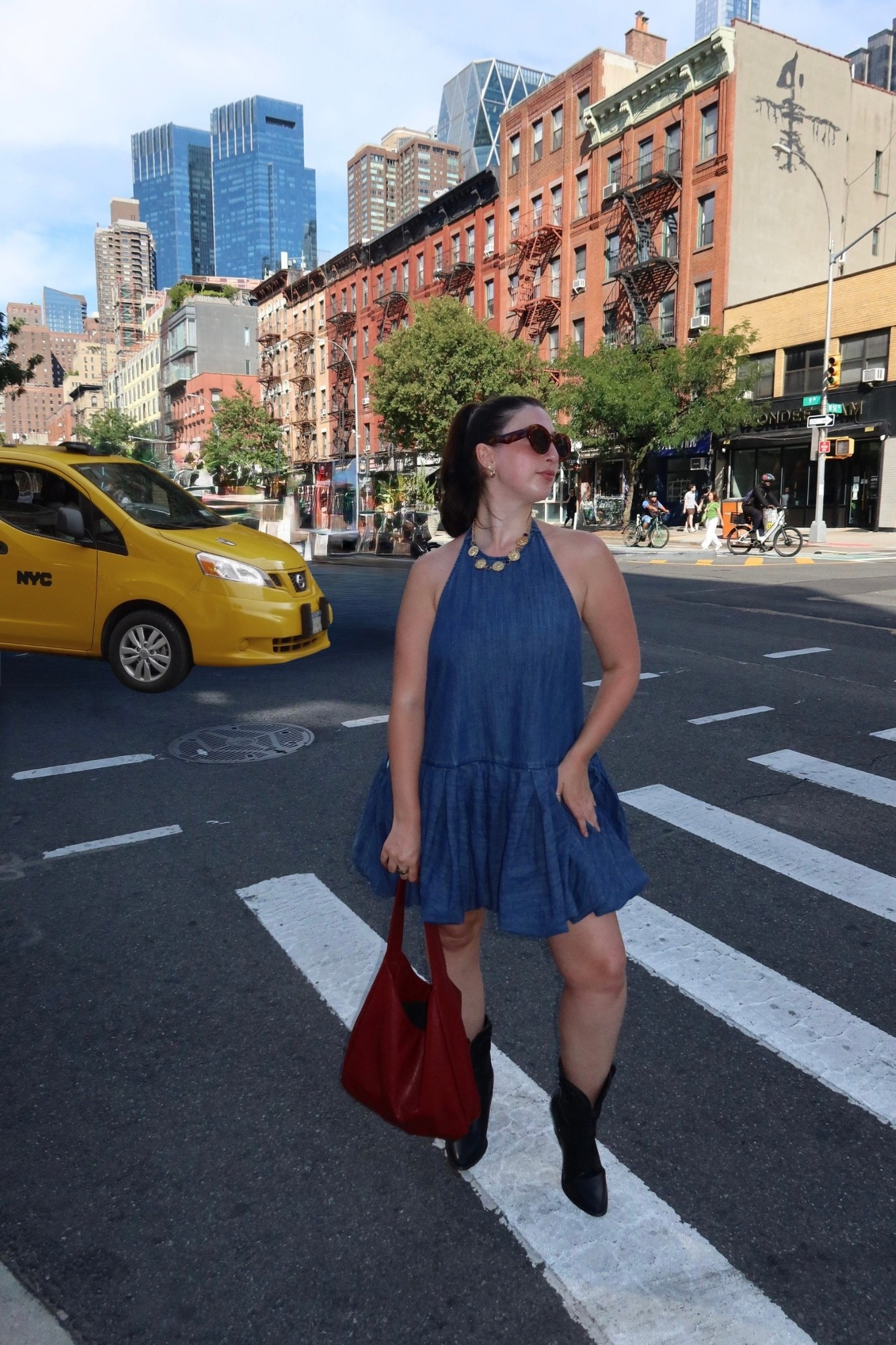 🚕💖

denim dress, mini dress, halter neck, backless, midsize fashion, summer dress, cowboy boots 

#LTKSeasonal #LTKMidsize #LTKootd
