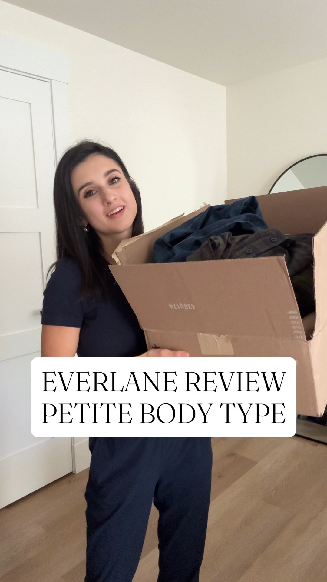 90s Cheeky Jean is final sale fyi!! I’m wearing size 23! I sized down in these. I snagged two more colors during the Sal! My favorite jeans everrrrrr 

The flannel is only left in one size 😭 these styles go QUICK! 

Boxy sweater I’m wearing in XS 

Dream trouser in wearing in XXS (insanely flattering) 

Dream pant I’m wearing in XS 

Wool coat is in XXS! 



#LTKSaleAlert #LTKFindsUnder100 #LTKPetite