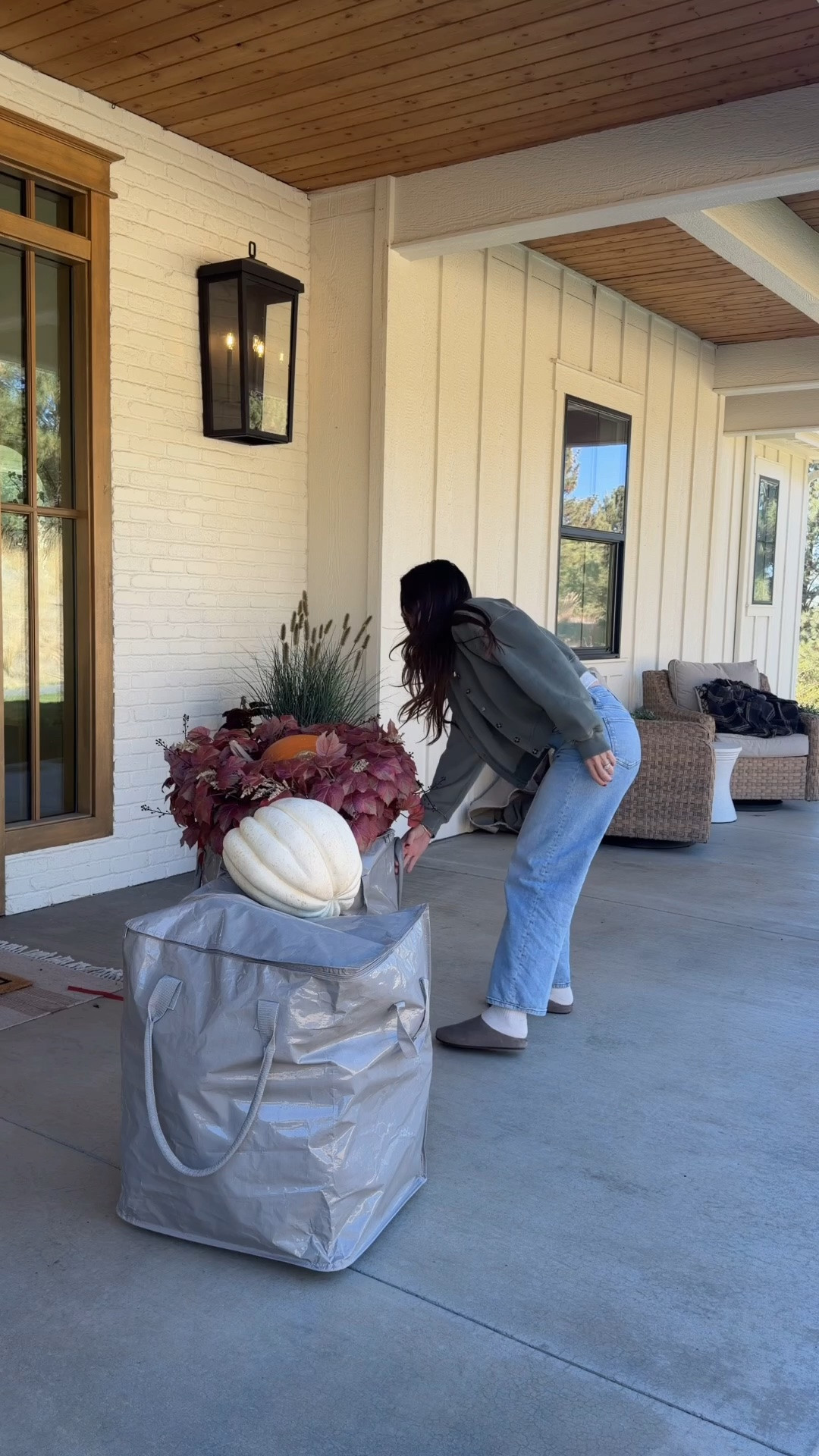 Tbh restorer began doing the most! And under $15! They hold a TON! 

Storage, home decor, pumpkins, fall, autumn, target, rolling storage, bag with wheels, storage bag, decor, bag, decor, storage, holiday storage @Target front porch, decor, entry, front porch ￼

#LTKSaleAlert #LTKHome #LTKSeasonal