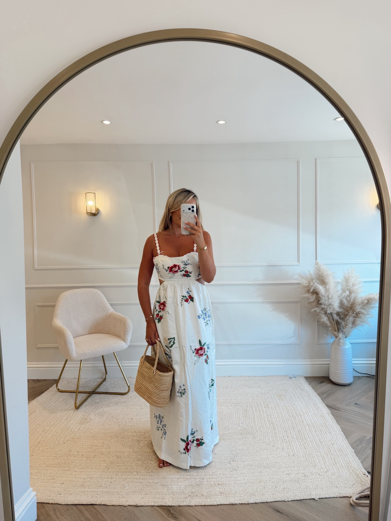 Such a gorgeous summer dress! 

Wimbledon outfit, white dress, holiday outfit, maxi dress, euro summer

#LTKuk #LTKsummer #LTKdresses