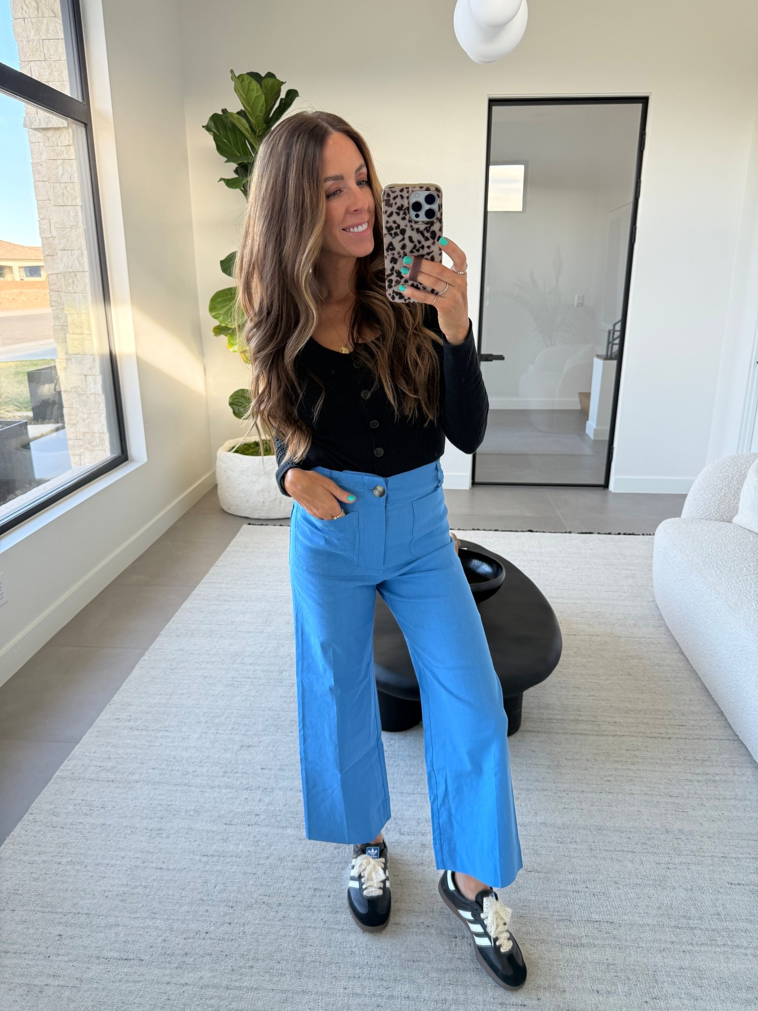 My favorite wide leg pants for spring! Come in a ton of colors!!!