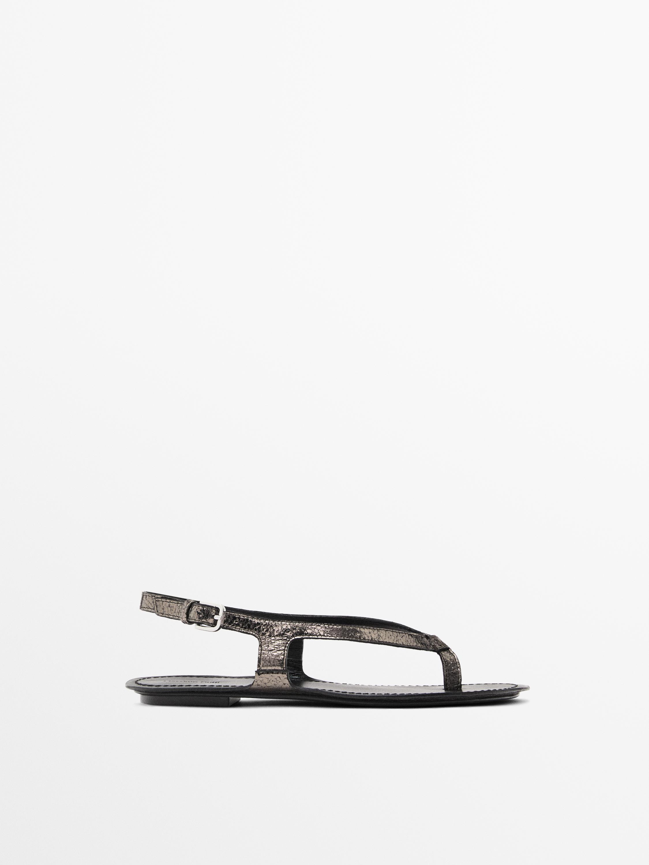 Metallic flat sandals | Massimo Dutti US