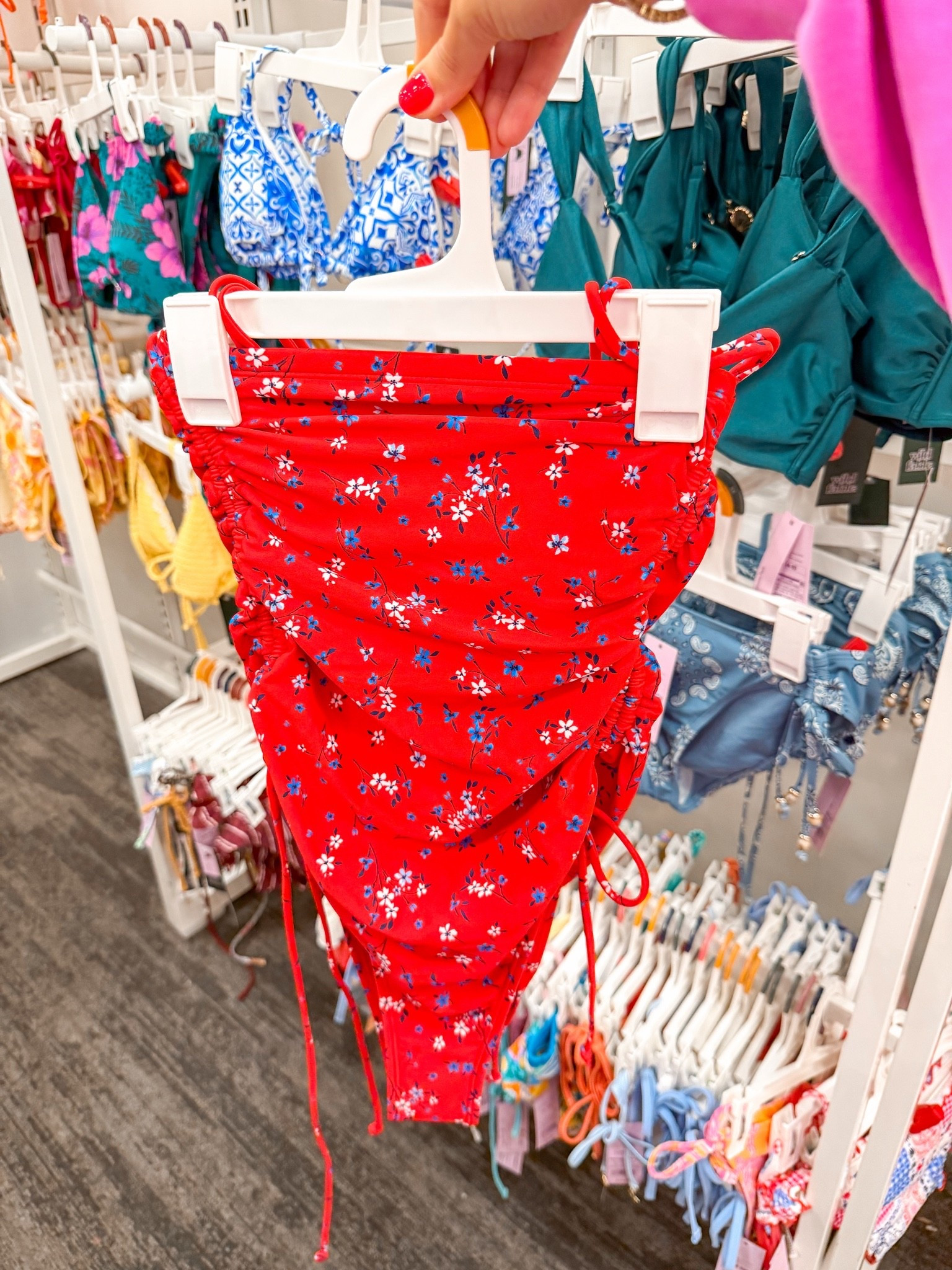 40% off swim today @Target

#LTKSaleAlert #LTKSwim
