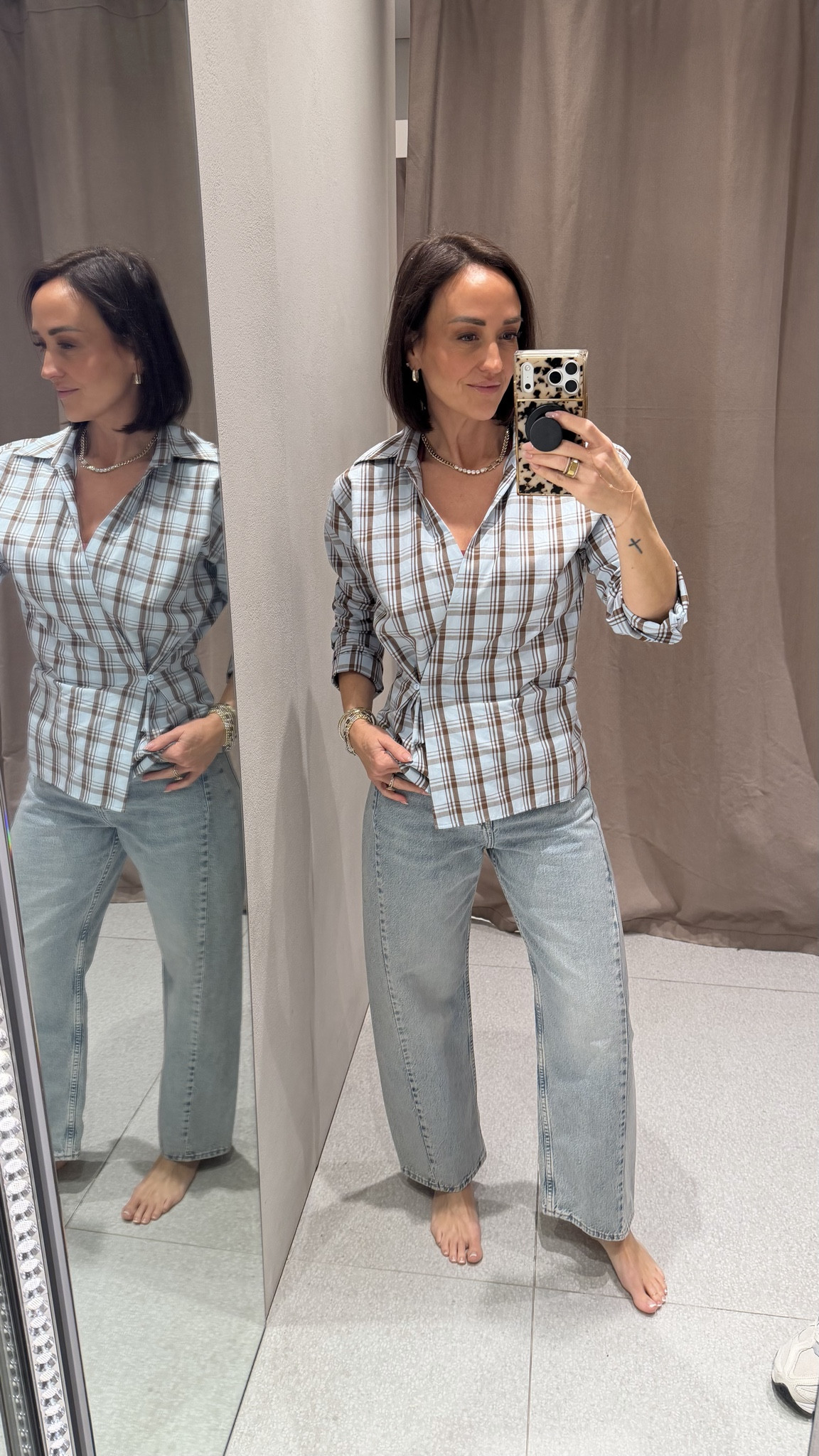 Crossover wrap poplin with the light blue and brown stripe, perf for going into the spring. Size M

#LTKOver40 #LTKWorkwear #LTKPetite