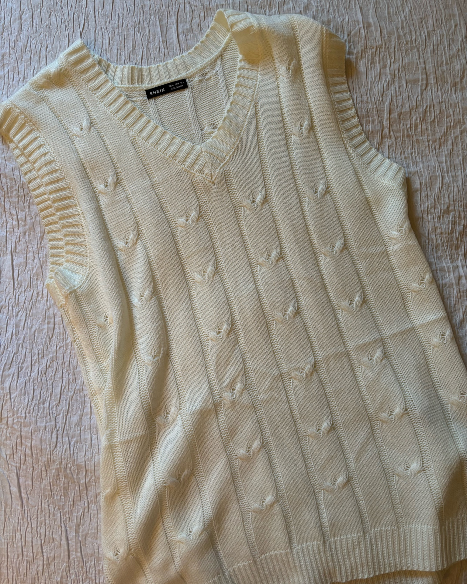 Sweater vest, fall fashion, Thanksgiving outfit 

#LTKHoliday #LTKGiftGuide #LTKSeasonal