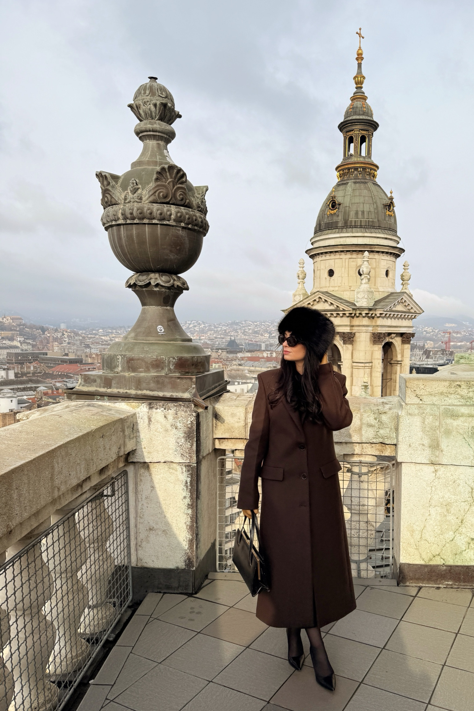 Coat: Mango
Heels: Via Spiga
Bag: Vintage
Hat: Amazon
Gloves: Unknown
Sunglasses: Celine

#LTKtravel #LTKwinter