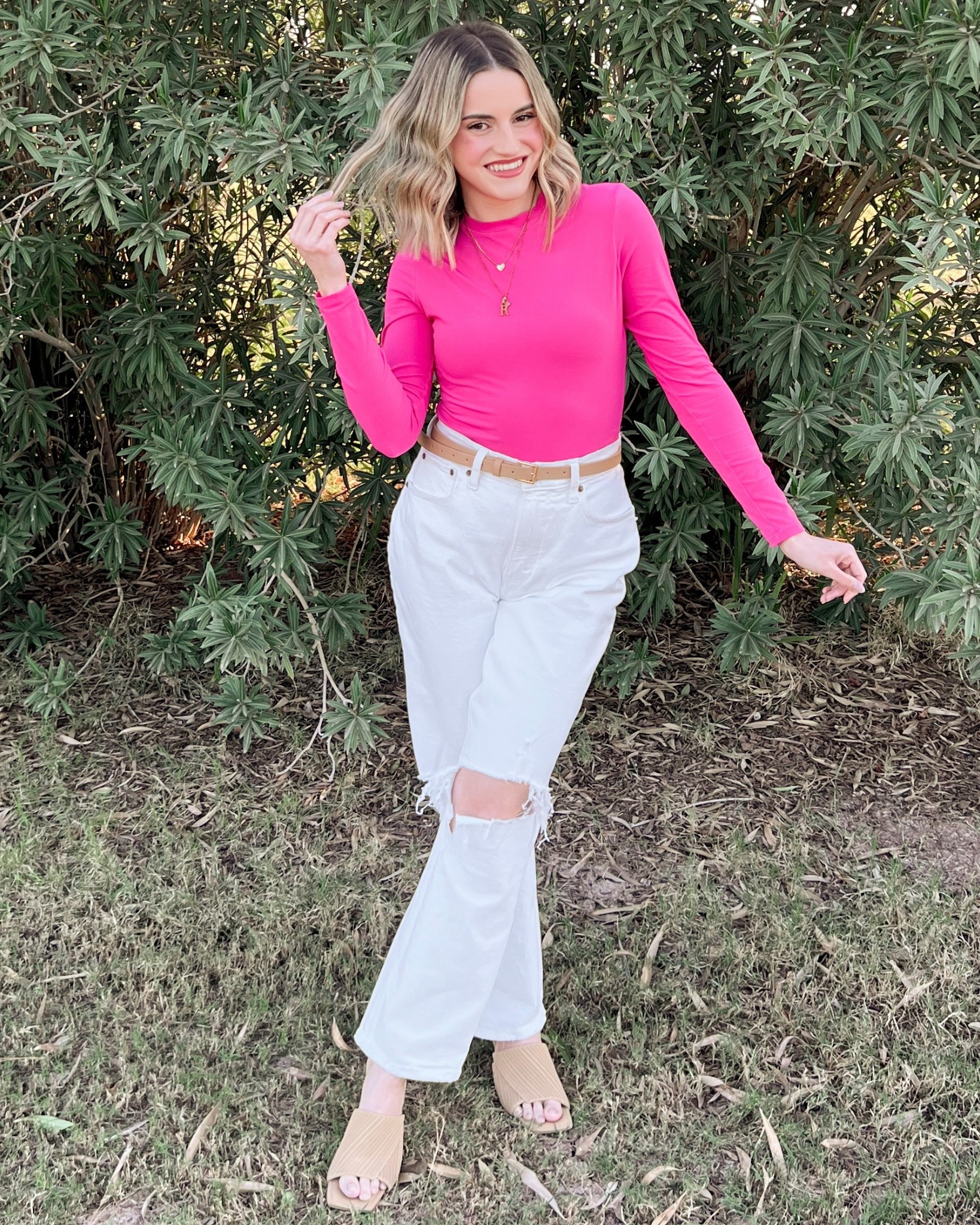 spring outfit 🩷
long sleeve: size small
jeans: size 27S
mules: size 6.5

#LTKootd #LTKTravel #LTKSeasonal