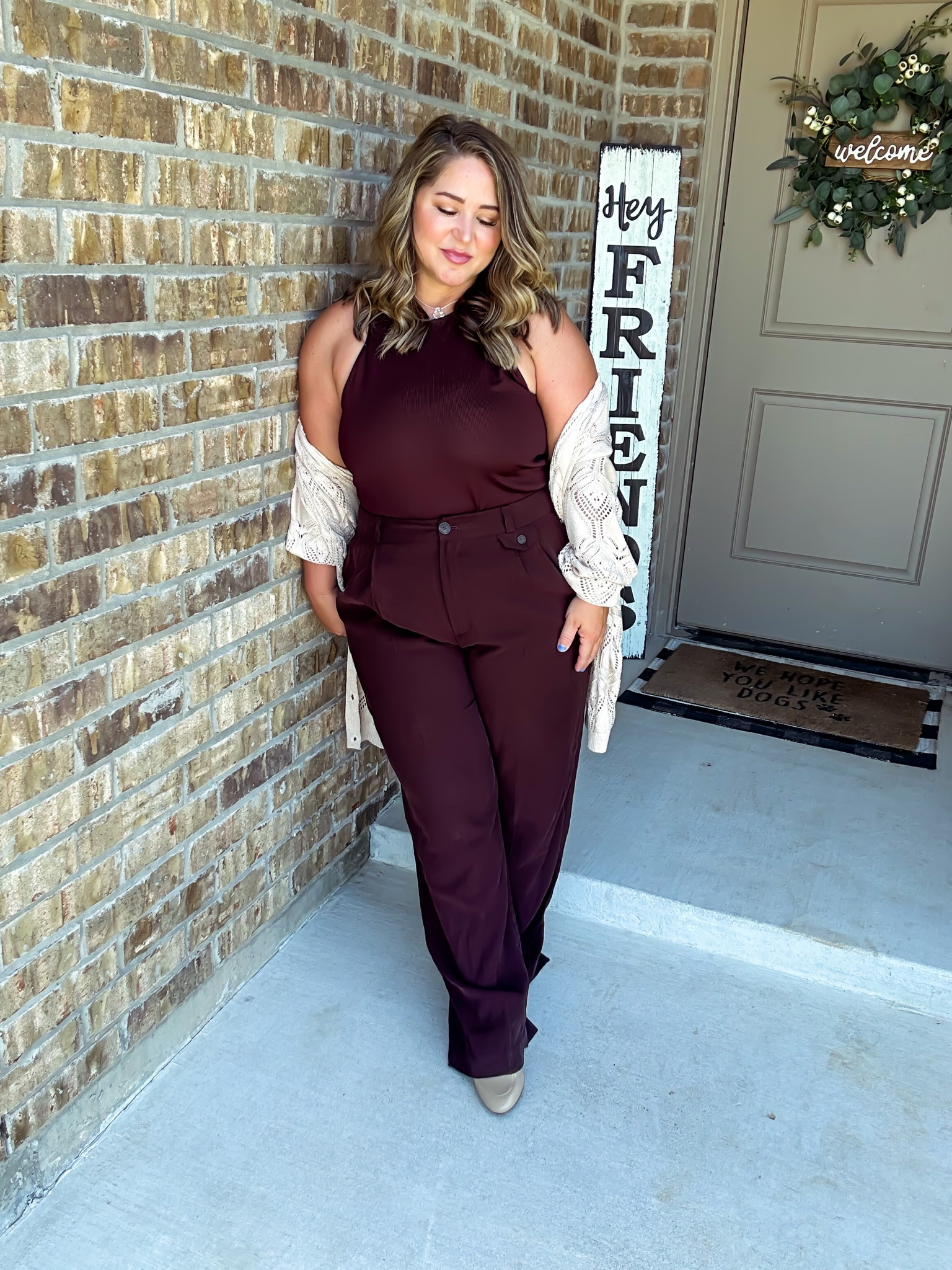 Tank size XL tts
Pants size 17 tts
Cardigan size XL tts
Shoes tts

#LTKmidsize #LTKcurves #LTKover40