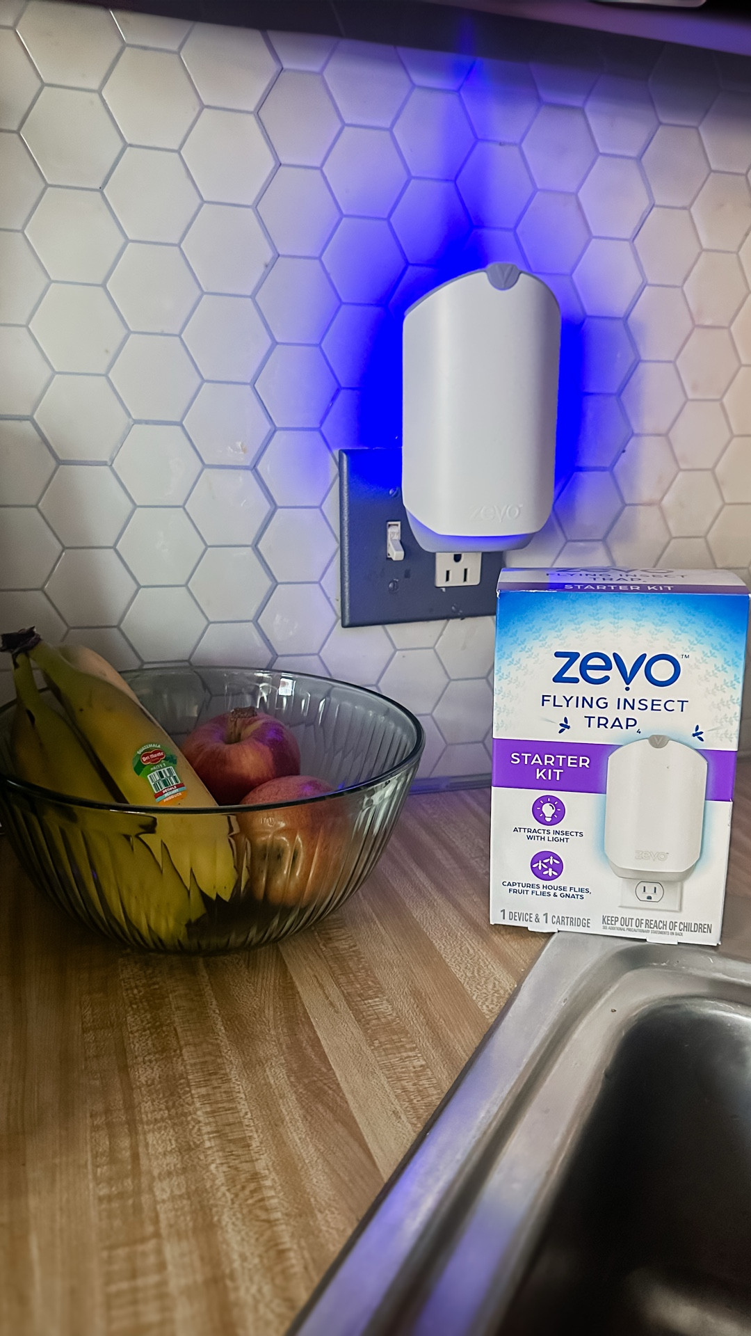 Zevo Flying Insect Trap is a must all year round in my house. It’s the easiest plug in and forget product. I don’t have to worry about flying insects around my fruit or food. It’s blue and UV light catches flying insects 24/7. Bonus in my house the blue light doubles as a night light at night. Mom win. 


#LTKHome #LTKdayinmylife #LTKmomlife