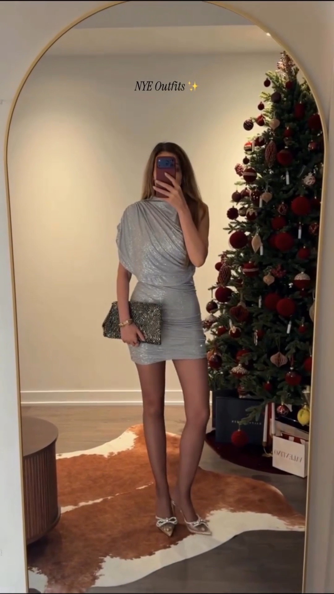 Last minute Zara New Year’s Eve Outfit Ideas ✨🔥 Comment LINK to receive a dm to shop these. Save this for inspo.

I love the first backless black dress and grey sequin dresses! Which look did you like? 

#nyeoutfit #holidaydress #sequindress #tryonhaul #zarahaul