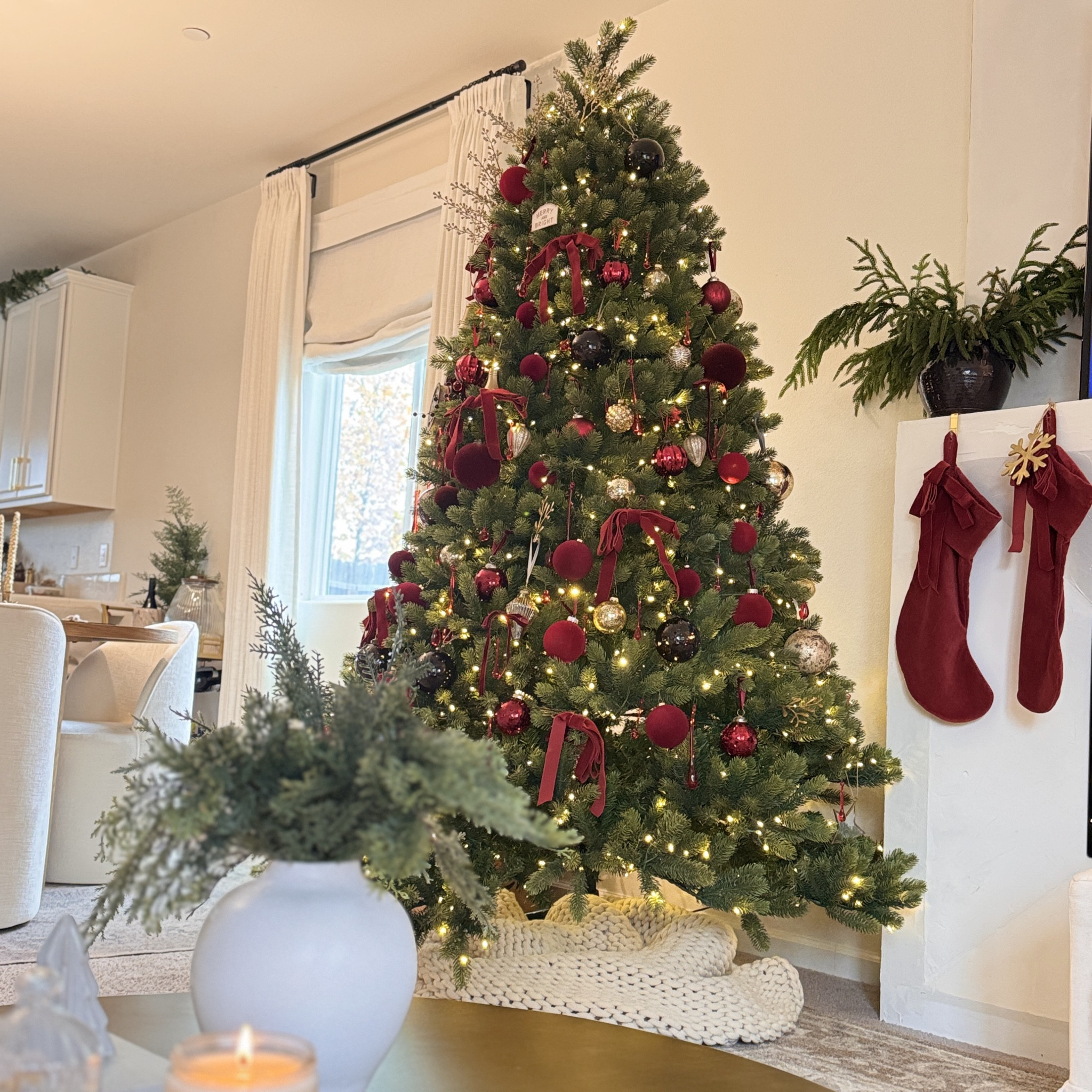 🎄🎁 Last chance to shop for guaranteed Christmas delivery! Only a few hours left to grab your Christmas trees, wreaths, garlands, and accessories! Check out my stunning @kingofchristmas trees and the new Royal Fir Collection 4-Piece Set with Warm White LED Lights! ✨ 

Featured:
7.5' Royal Fir Quick-Shape Artificial Christmas Tree with 1000 Warm White & Multi-Color LED Lights

Royal Fir Collection 4-Piece Set with Warm White LED Lights (Battery Plug Operated)

8' Queen Flock® Slim Artificial Christmas Tree With 700 Warm White LED Lights


#LTKHome #LTKSeasonal #LTKHoliday