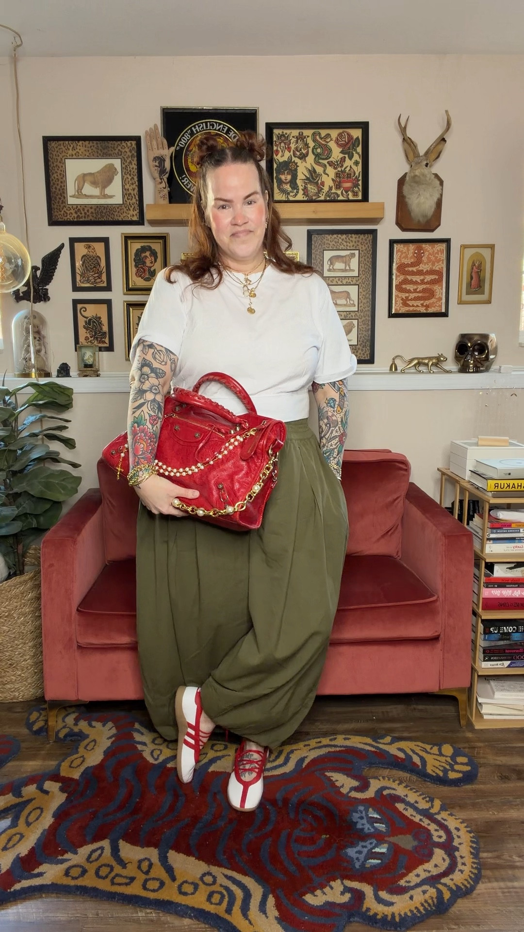 Wearing 
Tee XL
Pant XL