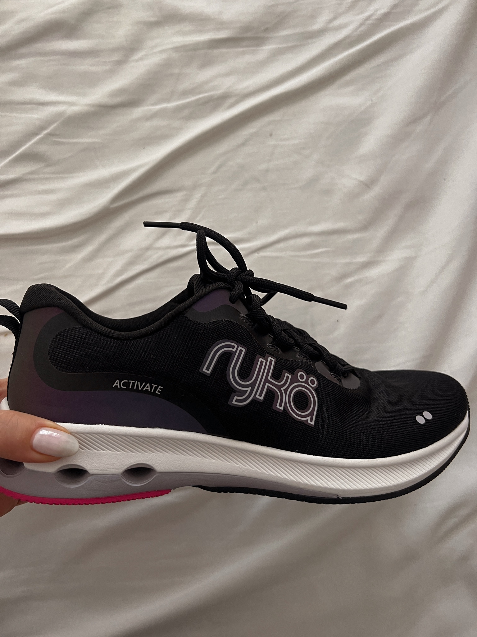 Let's talk about finding the perfect kicks for those of us with wider feet! 

I've been on a quest for ultimate comfort, and I've rounded up some seriously stylish sneakers that'll have you feeling like royalty. 

Whether you're hitting the streets or crushing it at the gym, these babies have got your back (and your feet)! Trust me, I've put them to the test. So say goodbye to discomfort and hello to stepping out in style – because you deserve to feel like a pharaoh every single day! 

#WideFeet #ComfySneakers

#LTKshoecrush #LTKworkwear #LTKfitness