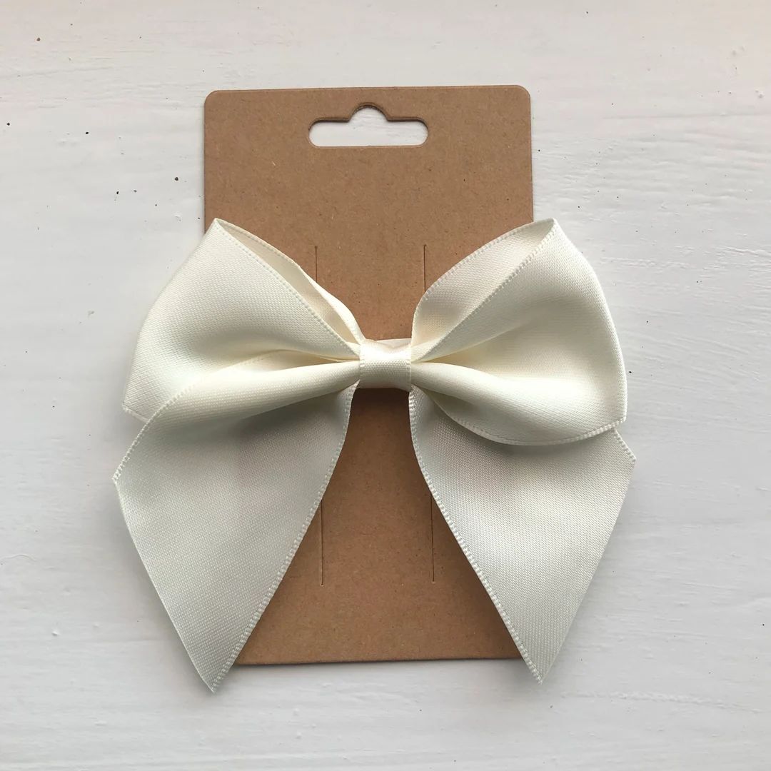 Large Ivory Satin Bow Hair Clip - Etsy UK | Etsy (UK)