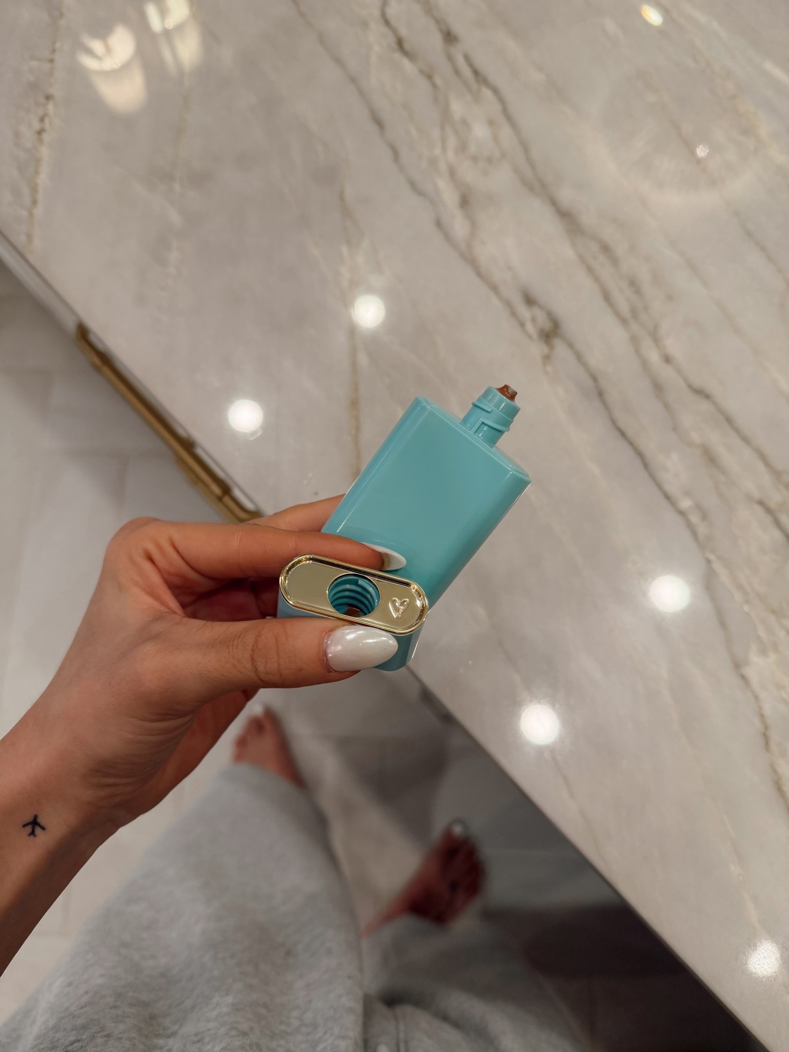 This is a very random find and I love it so much! I am pretty fair complected and this little skin tint is so perfect! I can’t wait to use it in summer!!☀️