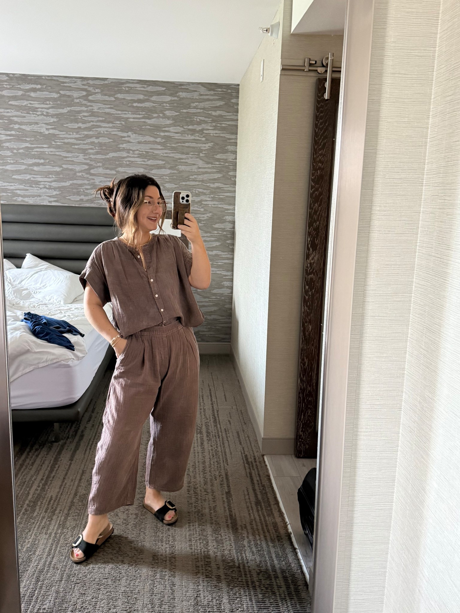 Obsesseddd with this set!!! Wore it a bunch in Italy and truly feel like it’s the perfect summer travel set!

Set size small petite in top and bottoms 

5'0" 140lbs 
Spring fashion 
Petite set 

#LTKPetite #LTKFindsUnder50 #LTKSaleAlert