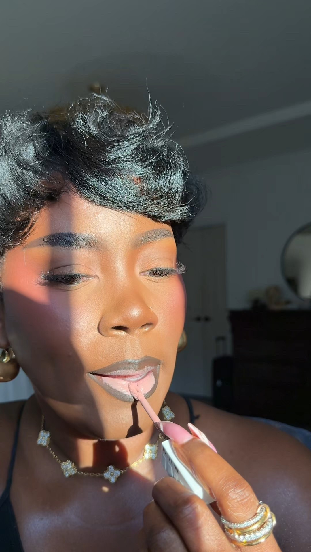 Another Day, Another lip combkiss

#LTKBeauty #LTKStyleTip