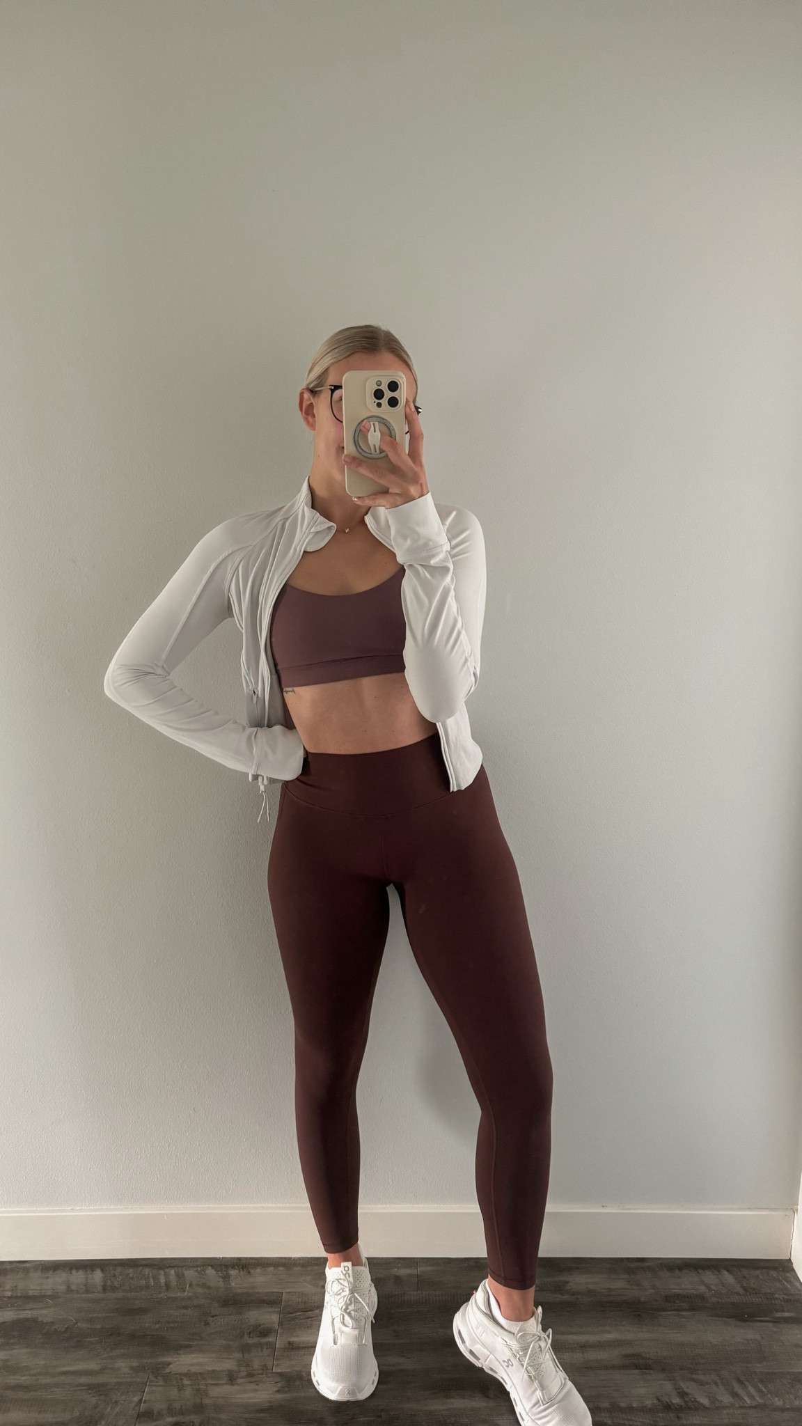 My favorite Amazon activewear brand is 15% off this week! 🎁 I’m 5’7 wearing a small in everything here! (Would size up on sports bras / tanks if in between)

#LTKCyberWeek #LTKFindsUnder50 #LTKActive