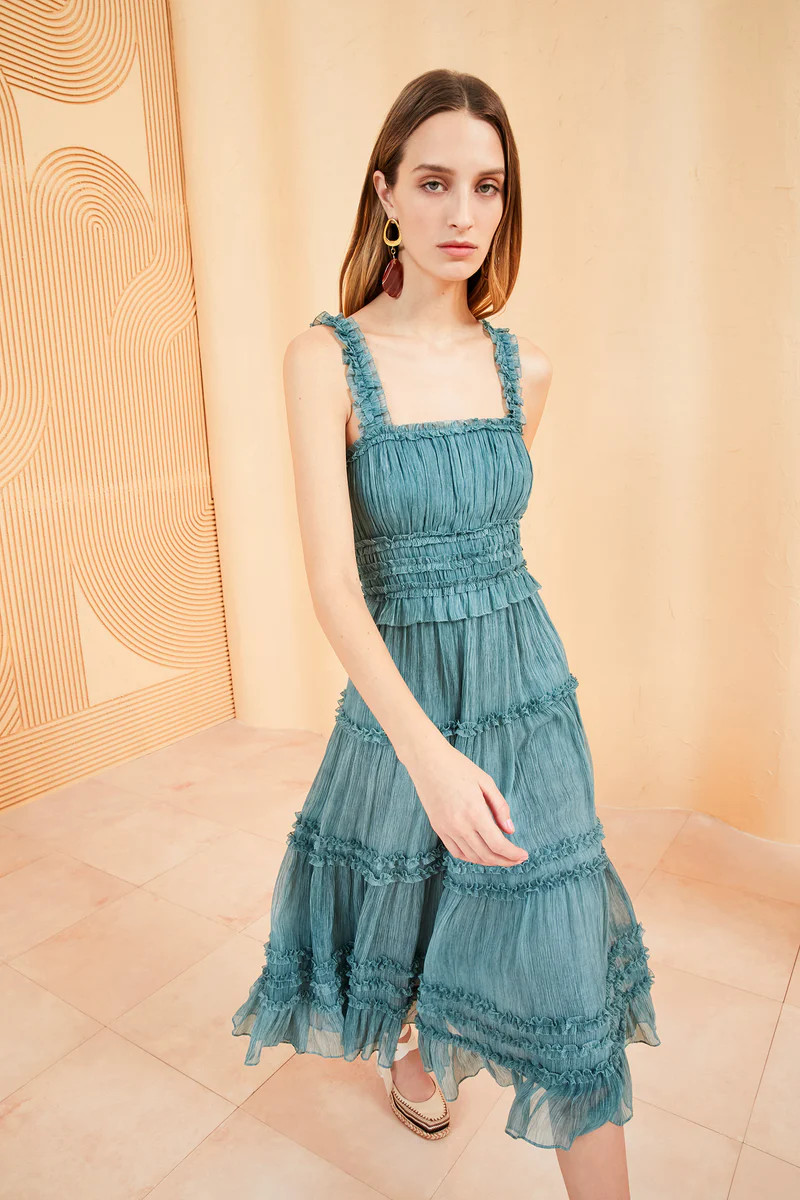 Daniela Dress

      Adriatic | Ulla Johnson